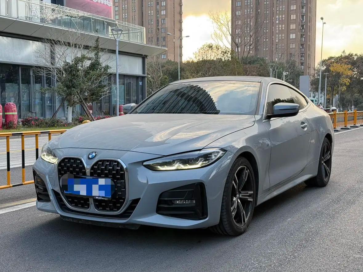 BMW 4 Series 2023 г. 14015 км.