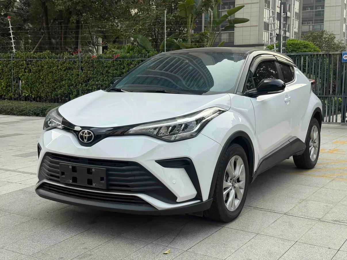 Toyota C-HR Hybrid 2023 г. 30072 км.