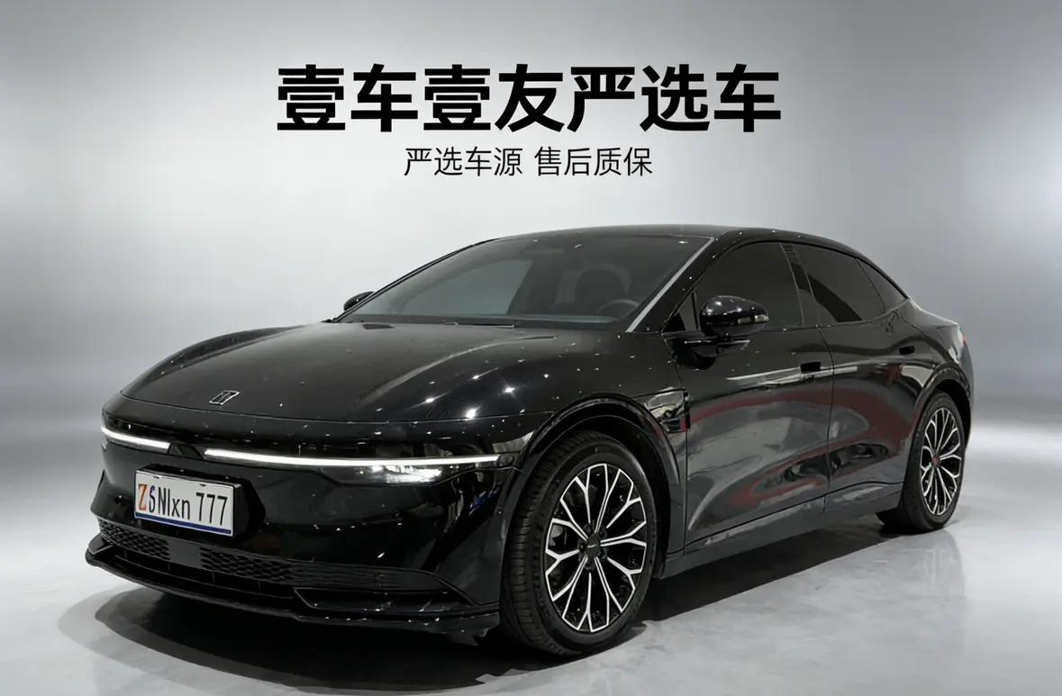 ZEEKR 007 2024 г. 52030 км.