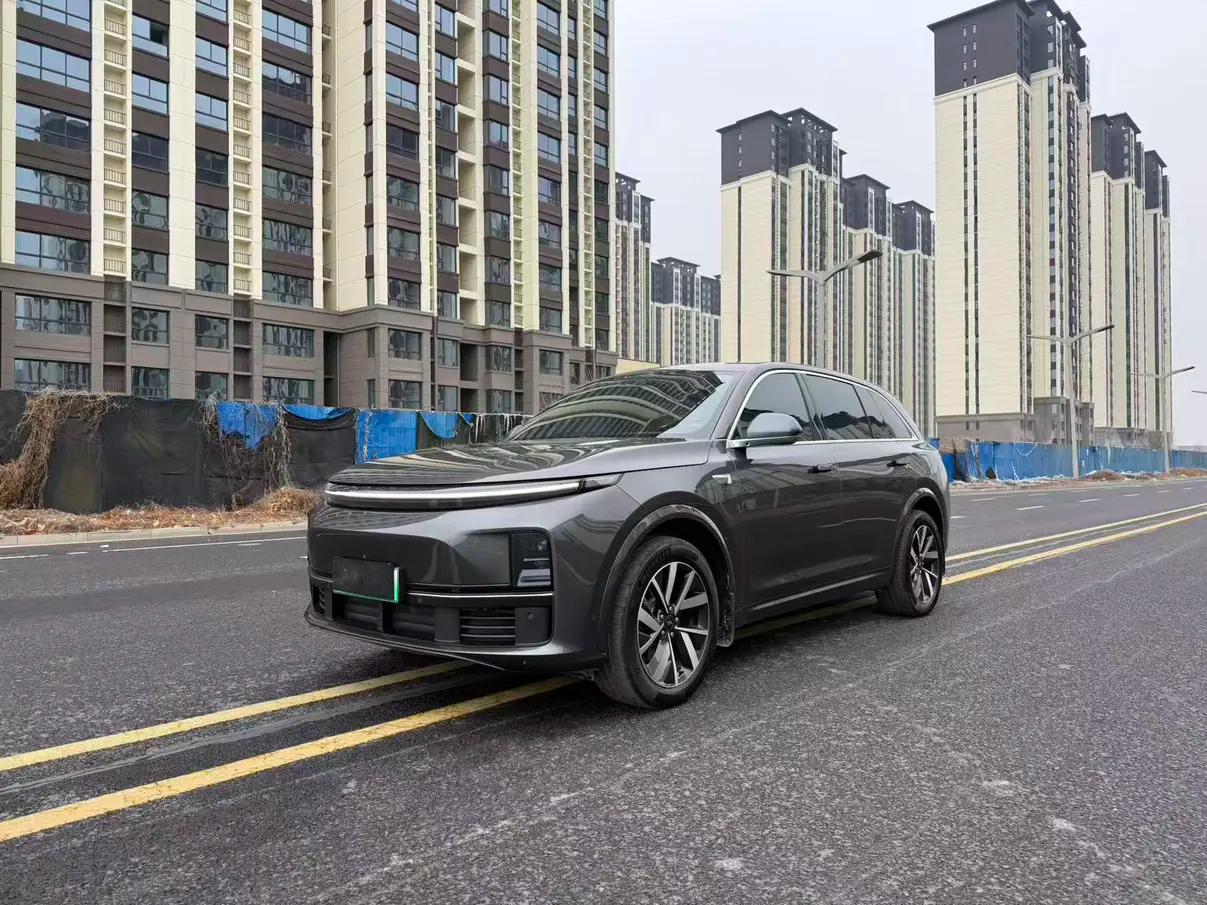 Lixiang L7 2024 г. 65794 км.