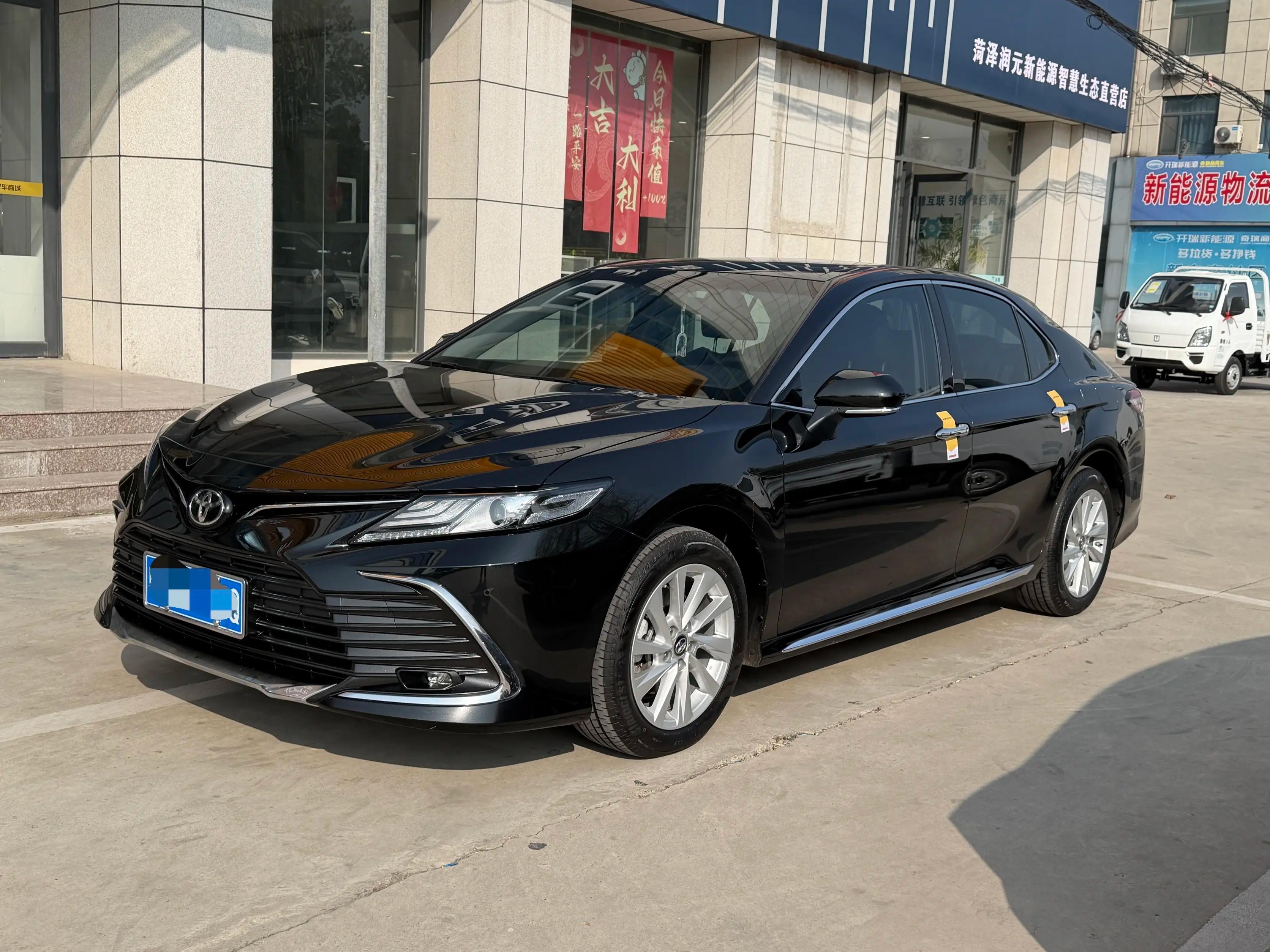 Toyota Camry 2024 г. 9000 км.