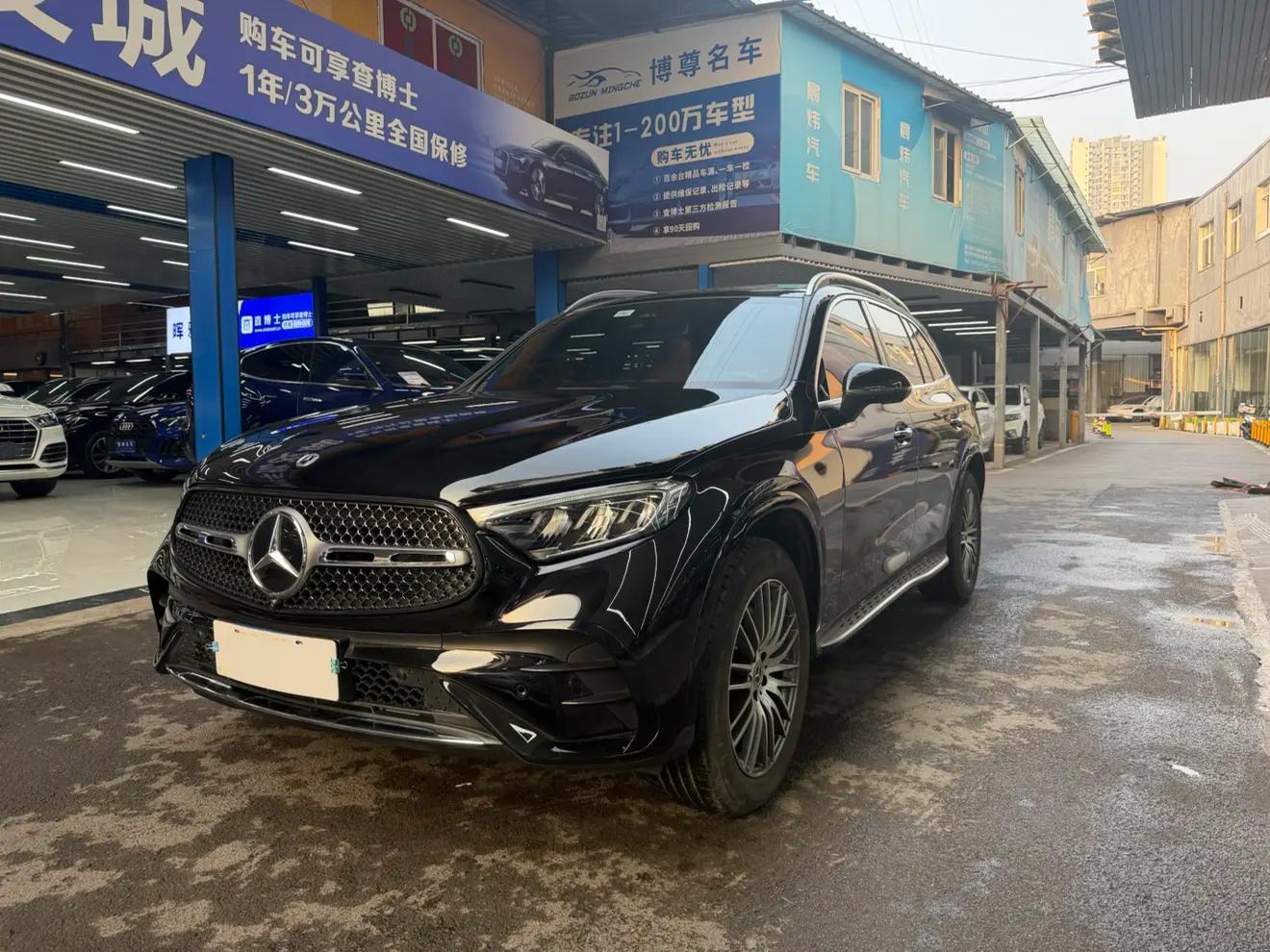 Mercedes-Benz GLC 2025 г. 23033 км.
