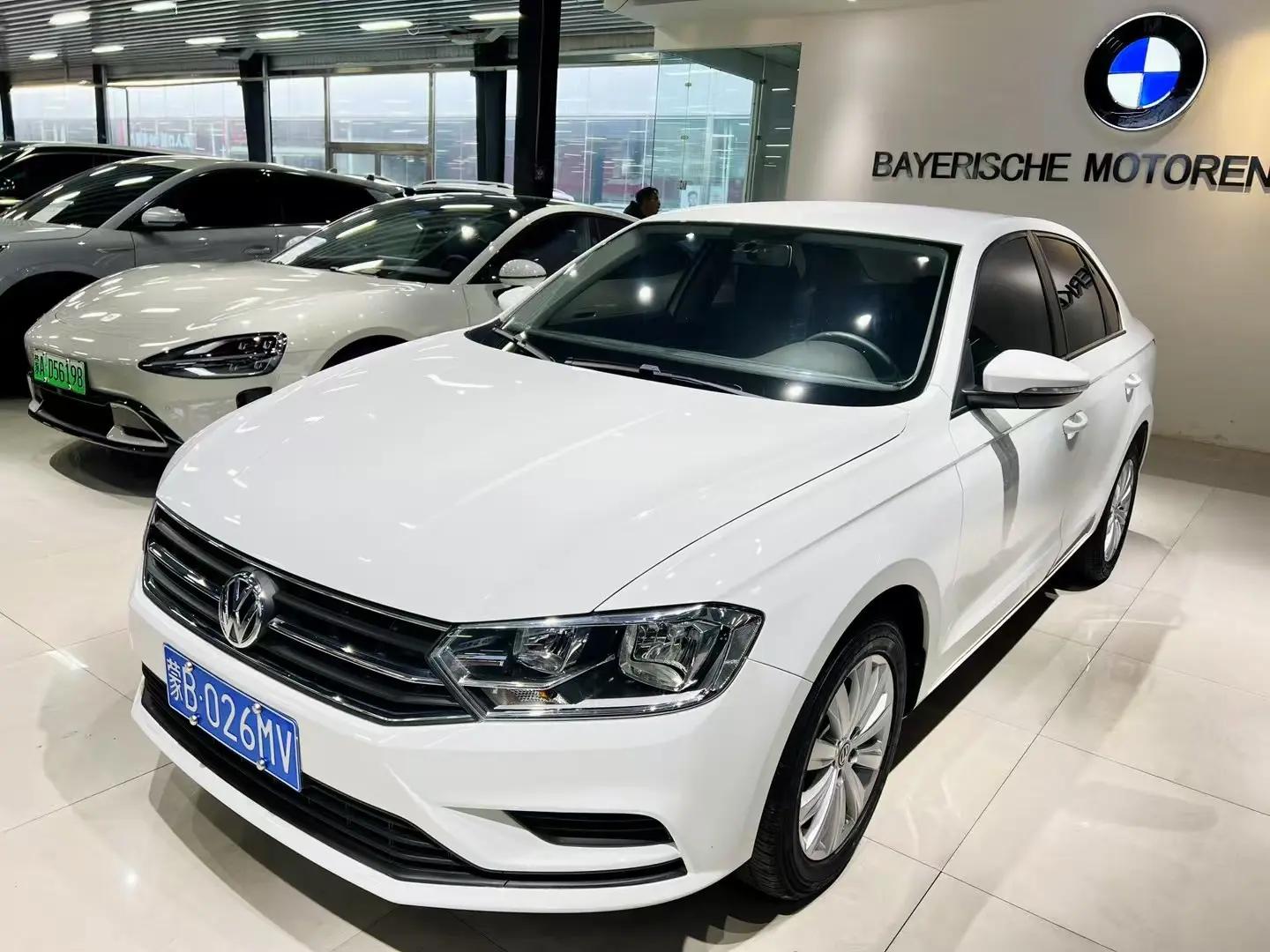 Volkswagen Bora 2021 г. 64041 км.