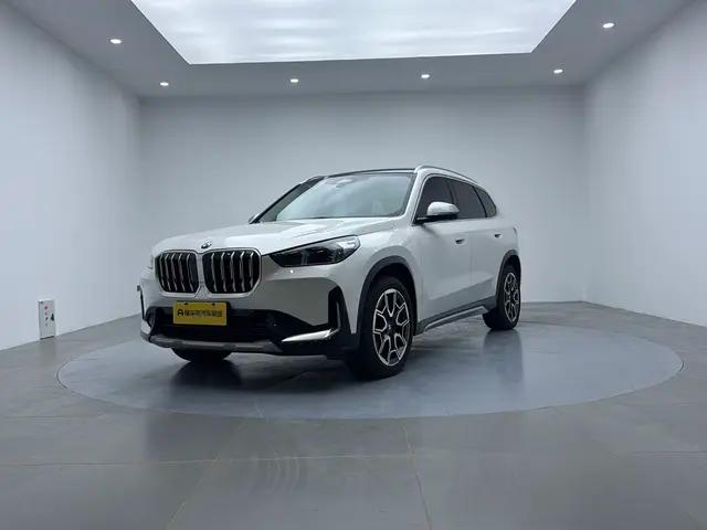 BMW X1 2023 г. 23502 км.