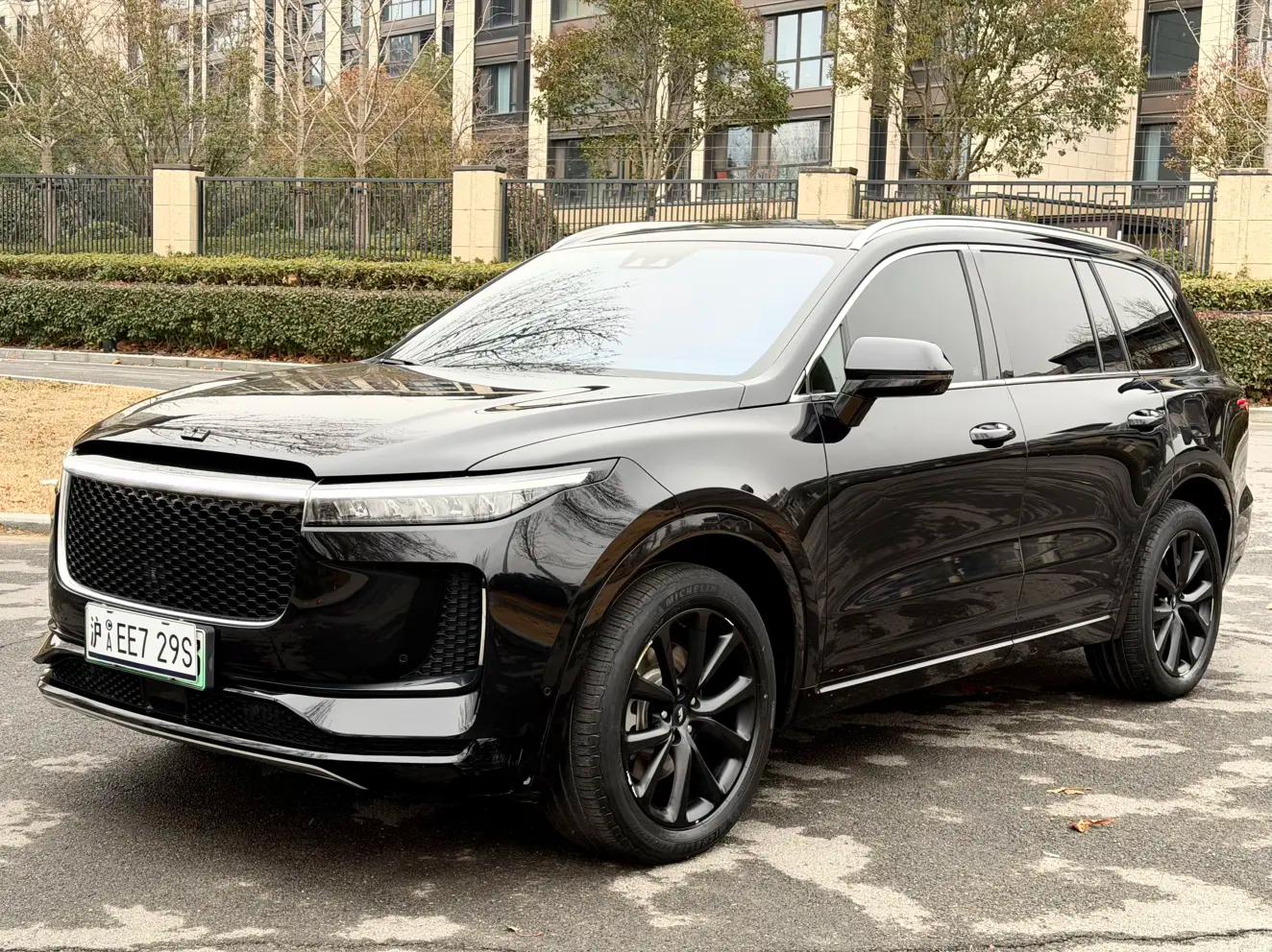 Lixiang ONE 2021 г. 60033 км.