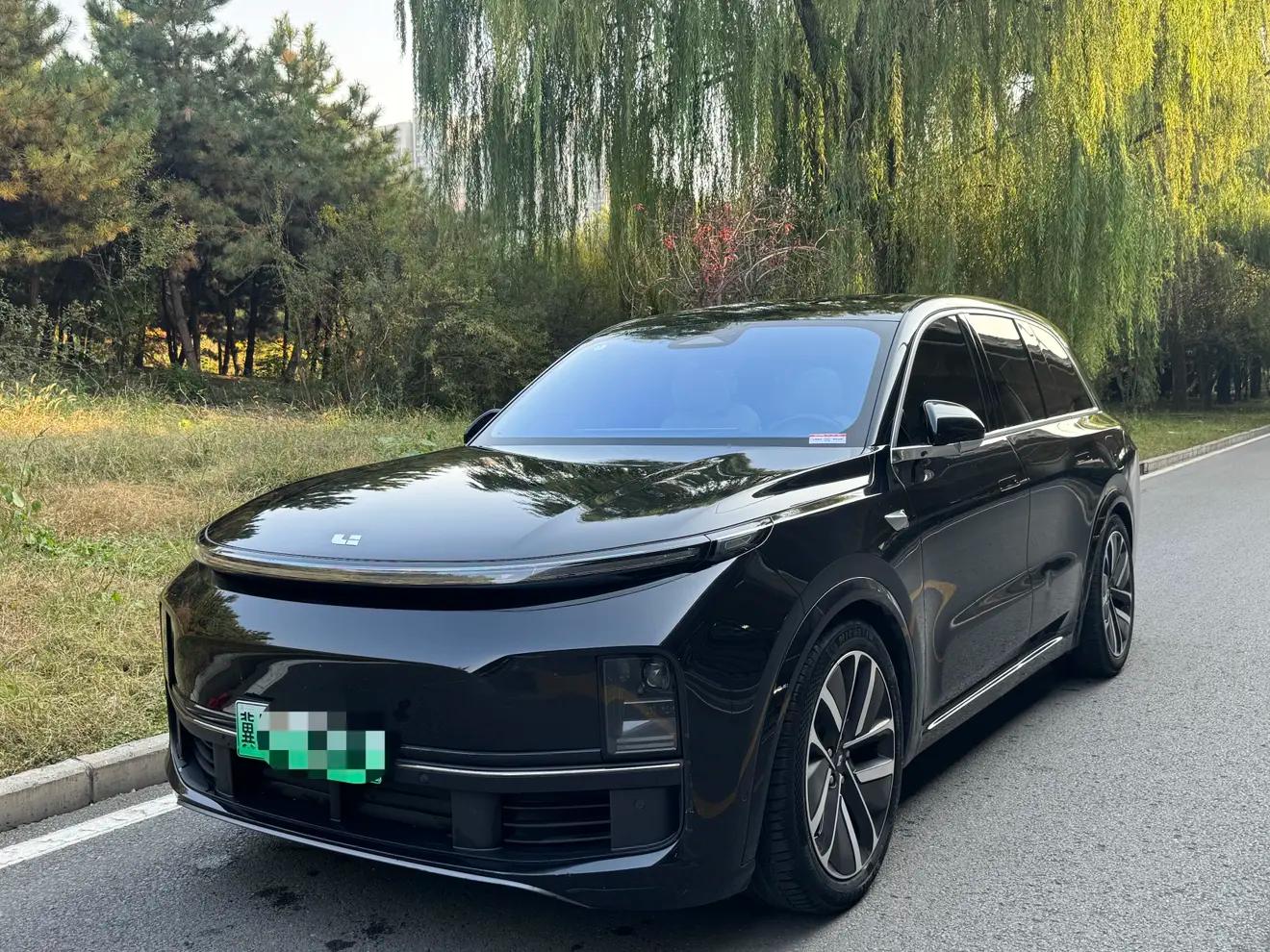 Lixiang L8 2024 г. 90018 км.