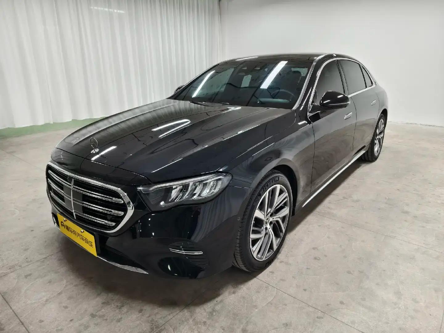 Mercedes-Benz E-Class 2024 г. 23574 км.