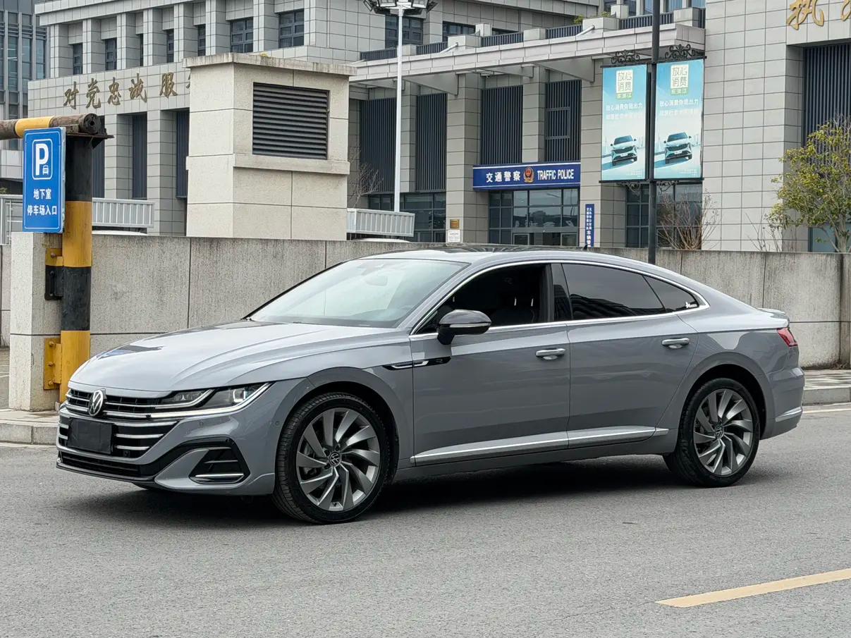 Volkswagen Arteon 2022 г. 28115 км.