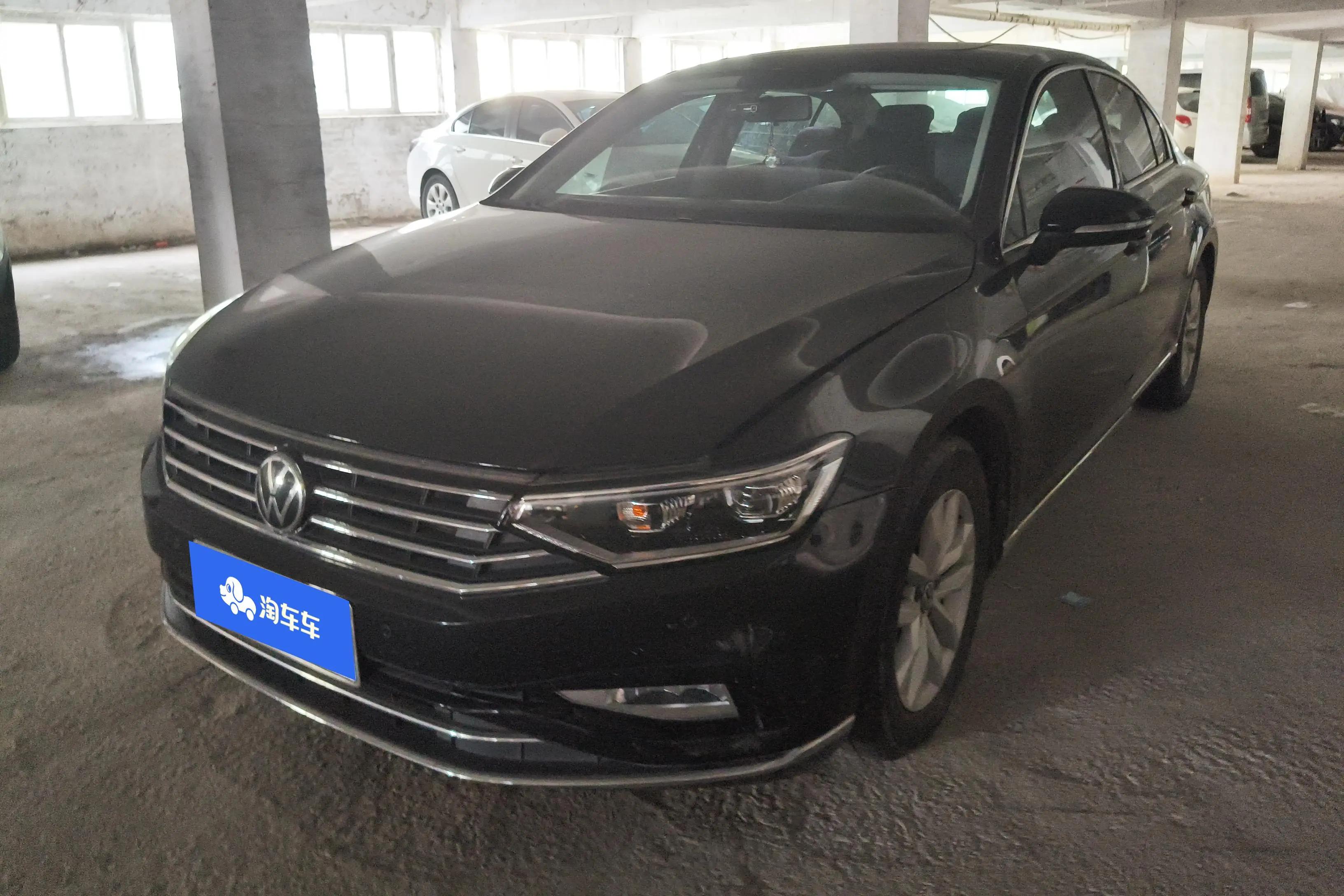 Volkswagen Magotan 2021 г. 90100 км.
