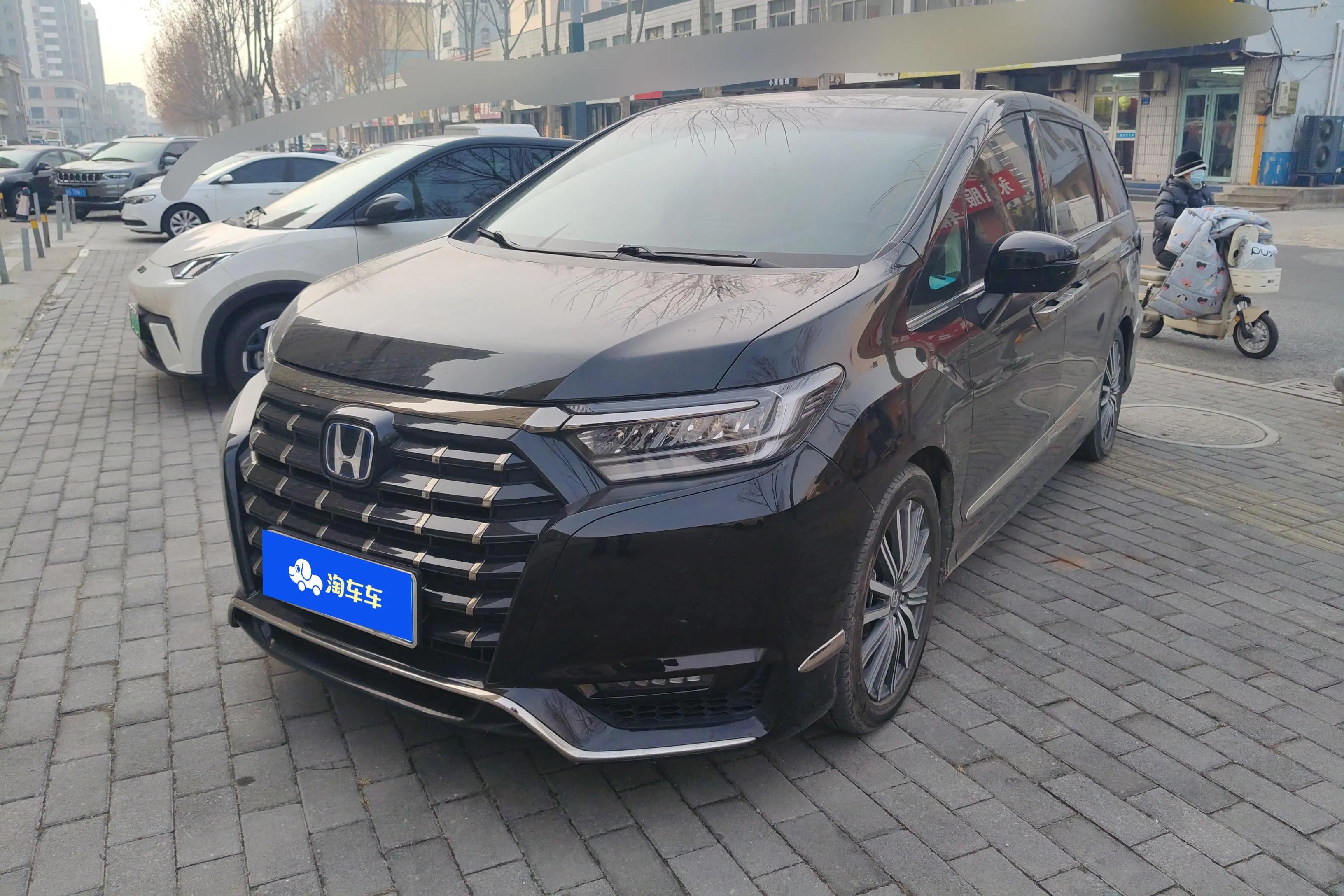 Honda Elysion 2023 г. 65283 км.