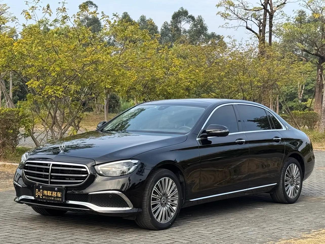 Mercedes-Benz E-Class 2021 г. 93120 км.