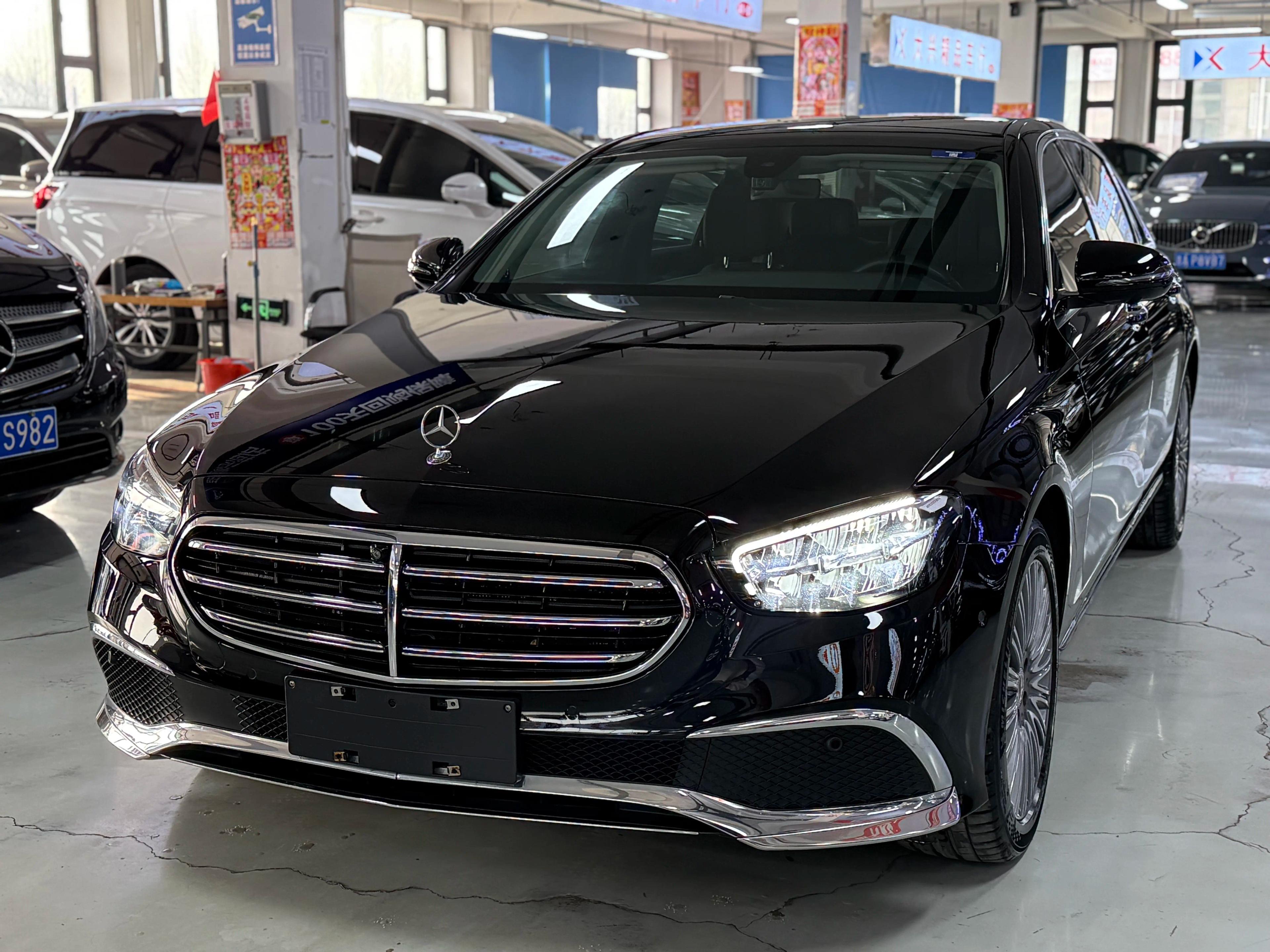 Mercedes-Benz E-Class 2022 г. 64030 км.