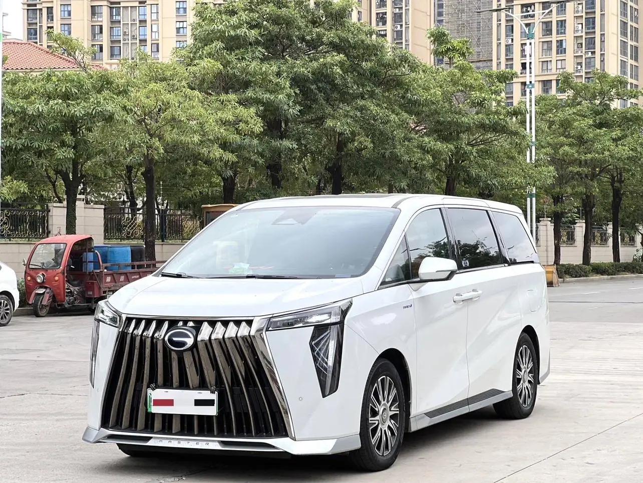 GAC Trumpchi E9 PHEV 2024 г. 12915 км.