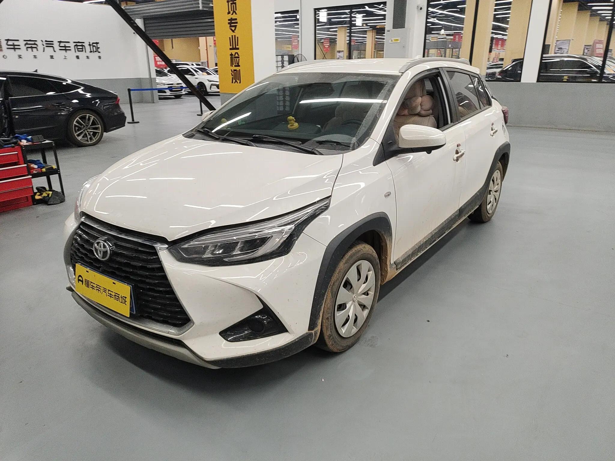 Toyota Yaris L 2022 г. 42805 км.