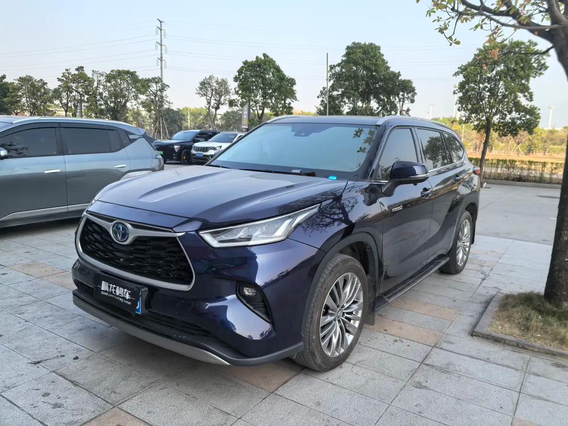Toyota Highlander 2022 г. 62095 км.