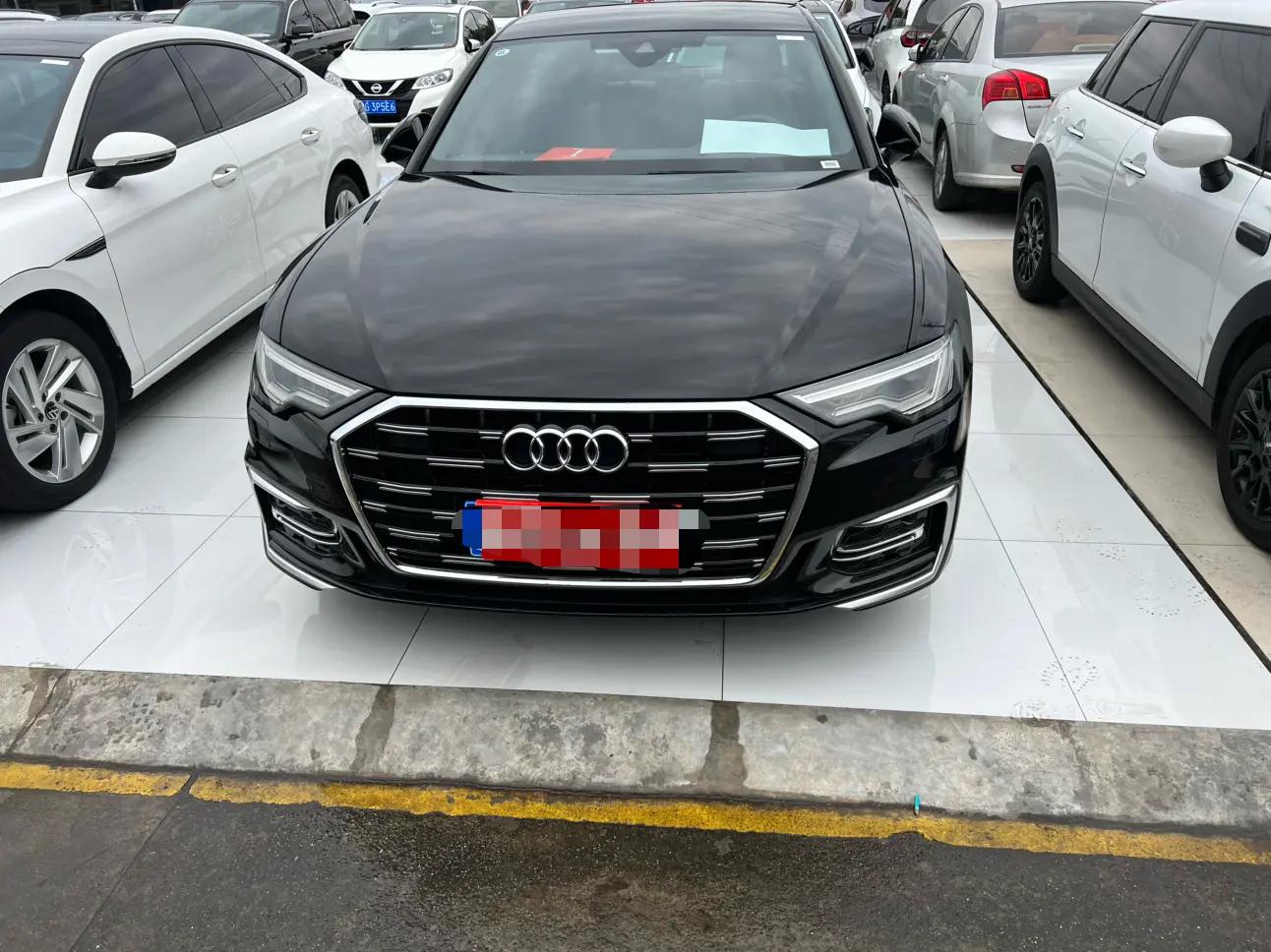 Audi A6L 2025 г. 30000 км.