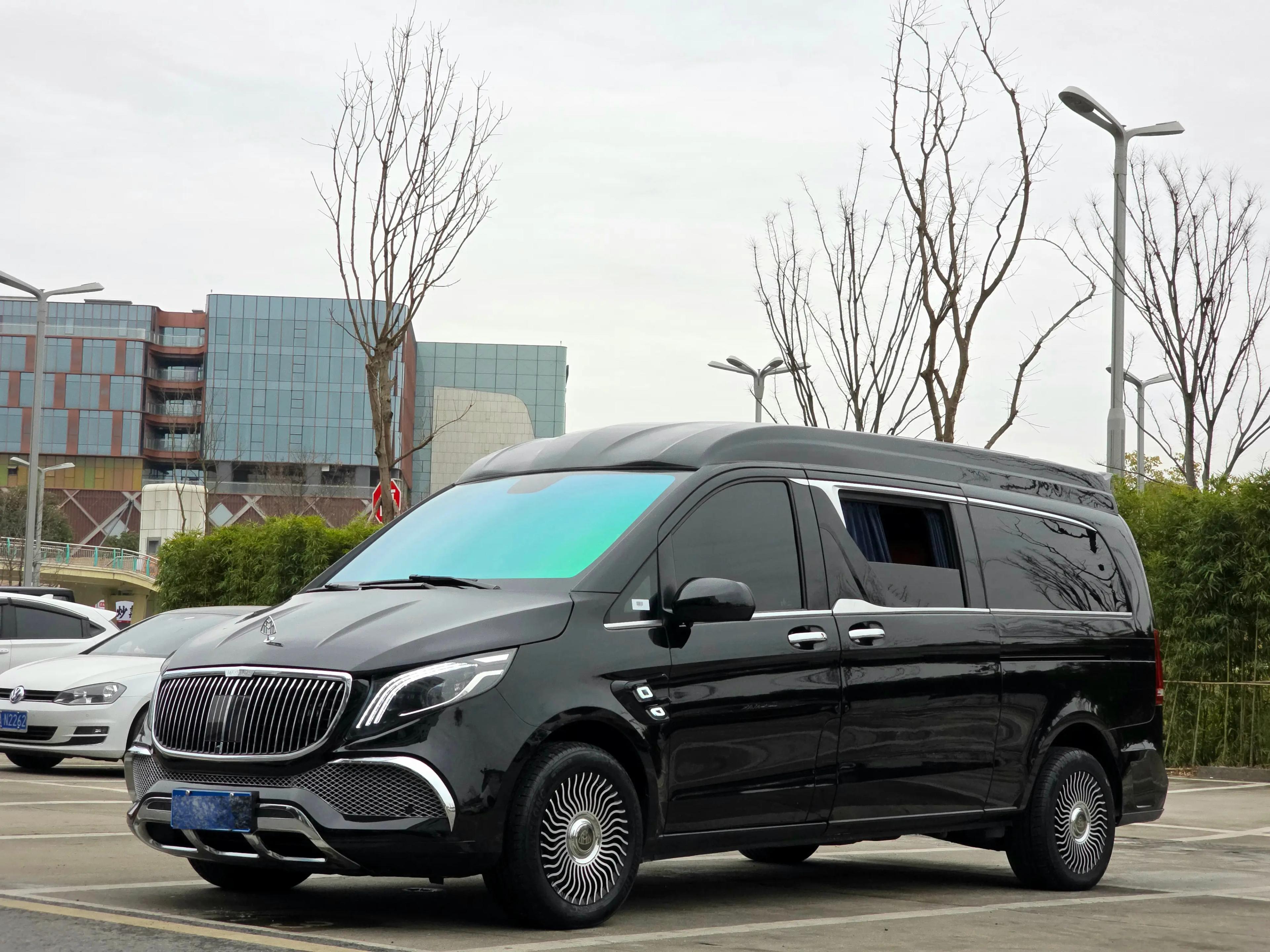Mercedes-Benz Vito 2023 г. 64028 км.