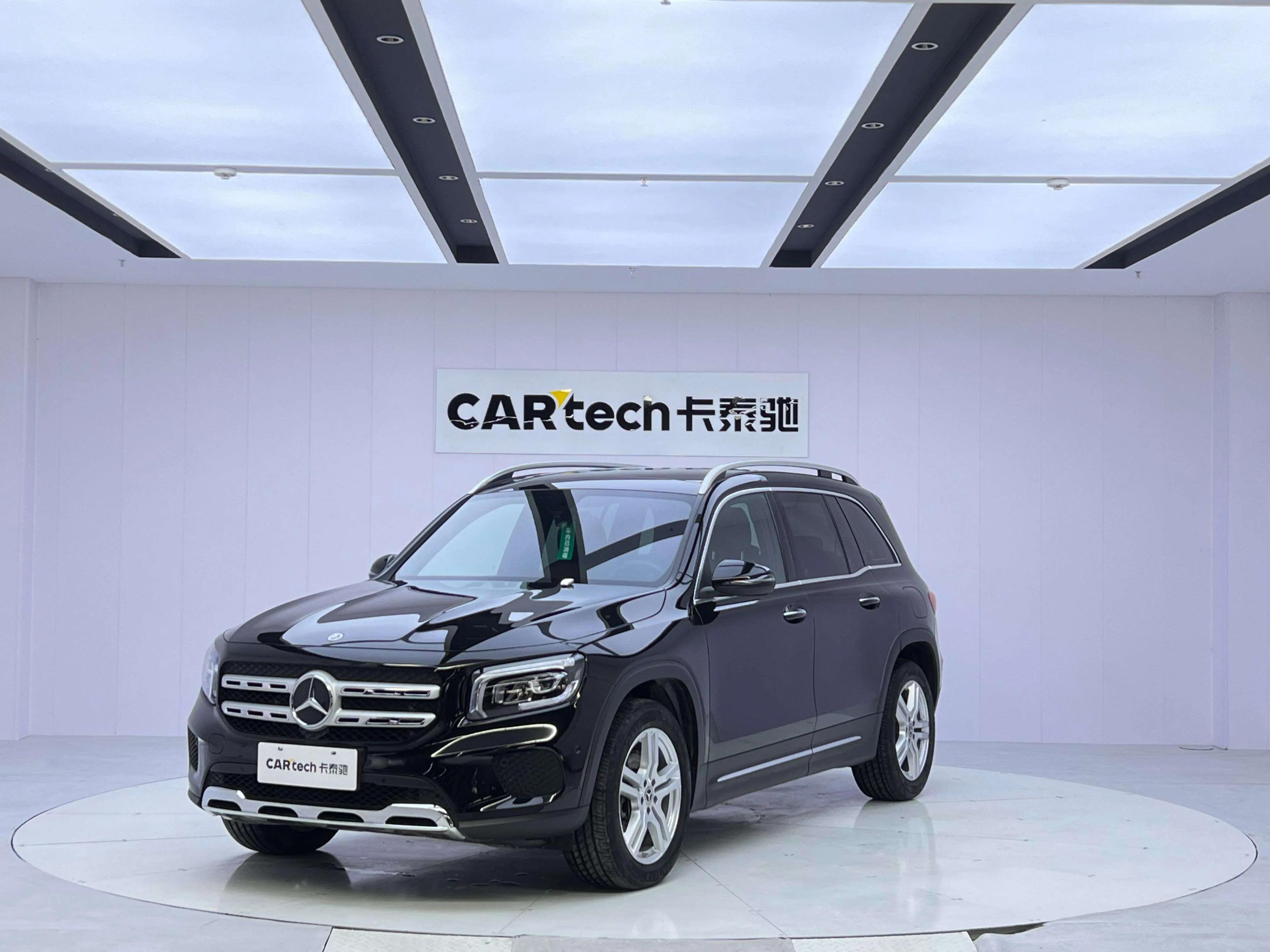Mercedes-Benz GLB 2023 г. 34117 км.