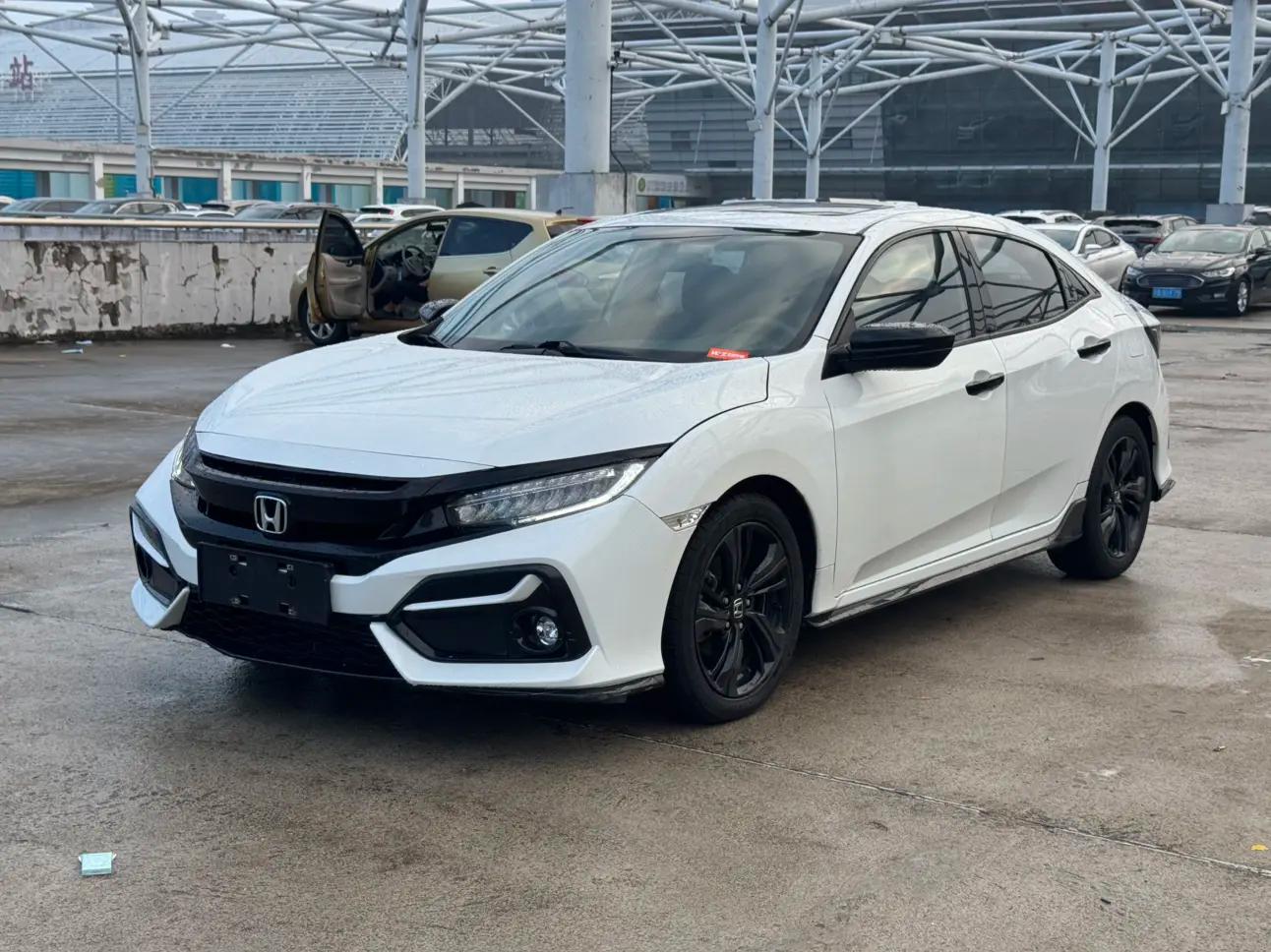 Honda Civic 2022 г. 75008 км.