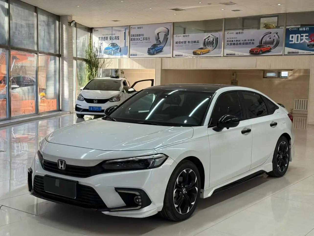 Honda Civic 2022 г. 12033 км.