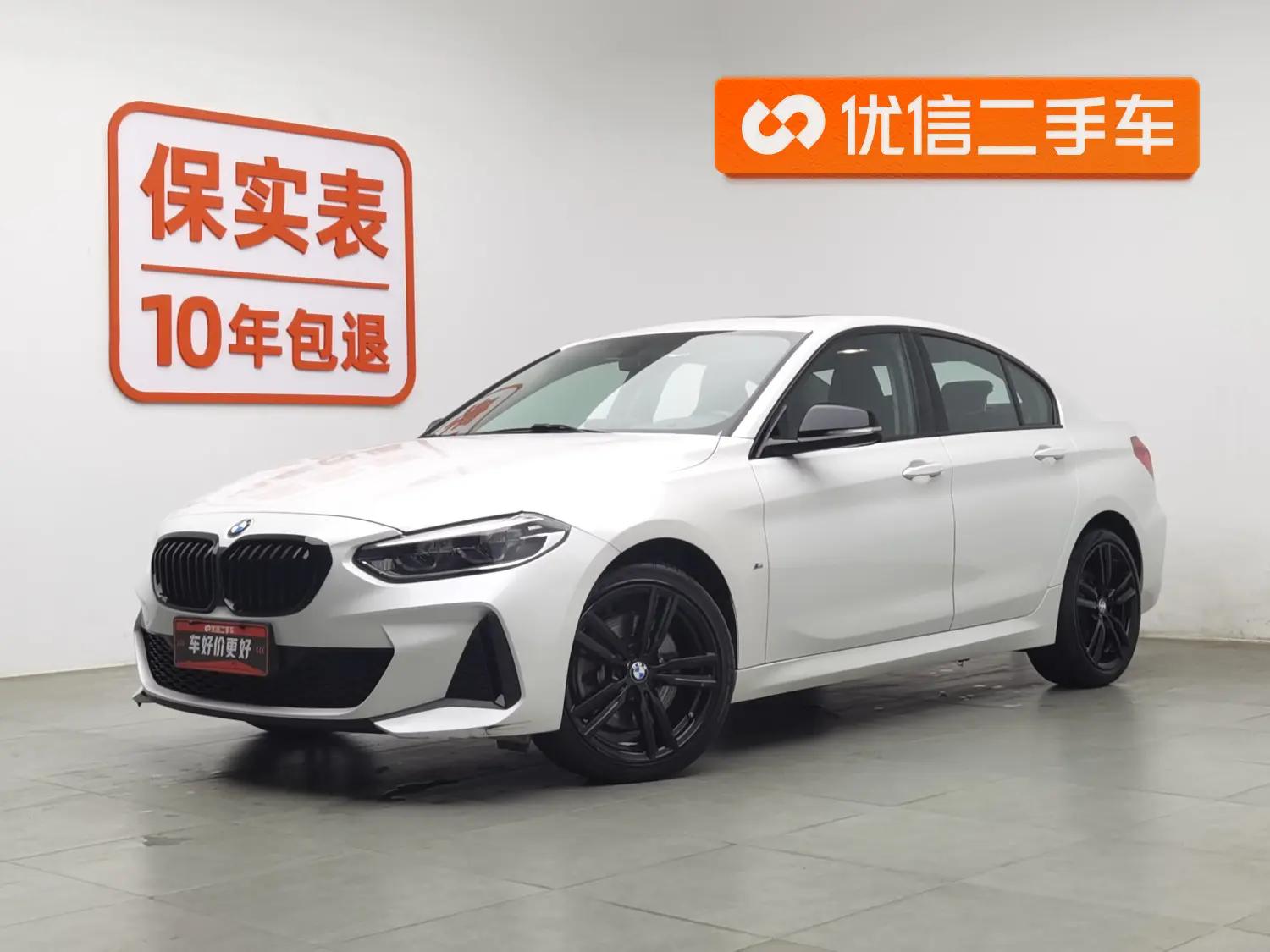 BMW 1 Series 2022 г. 111494 км.