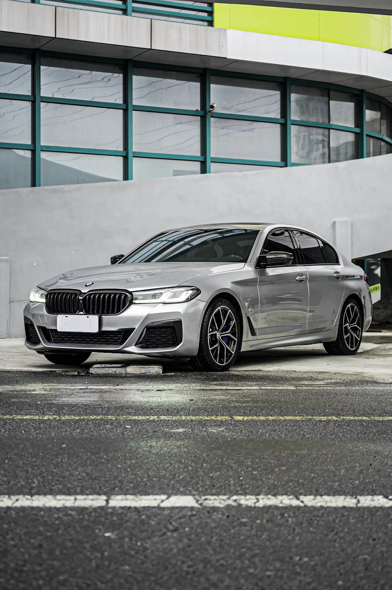 BMW 5 Series 2023 г. 78084 км.