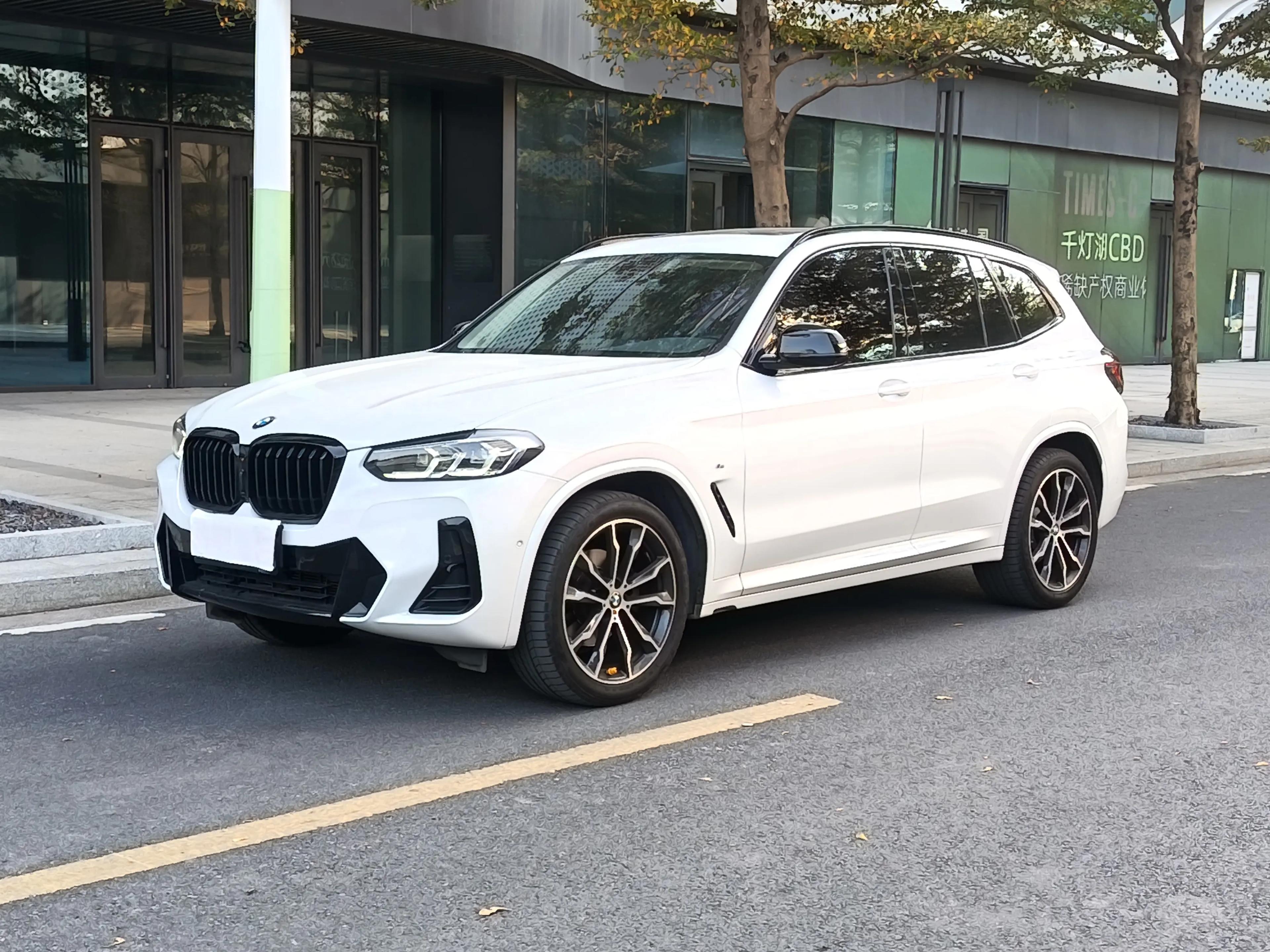BMW X3 2023 г. 31023 км.