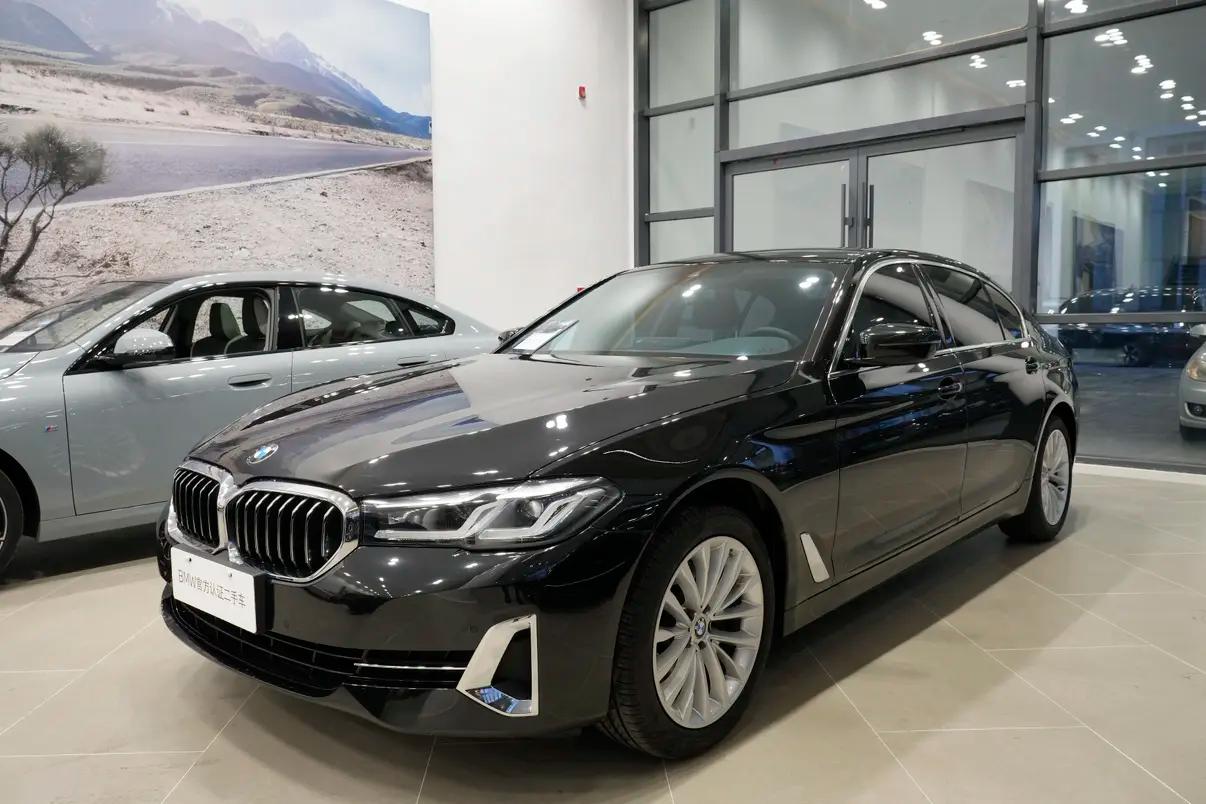 BMW 5 Series 2022 г. 106040 км.