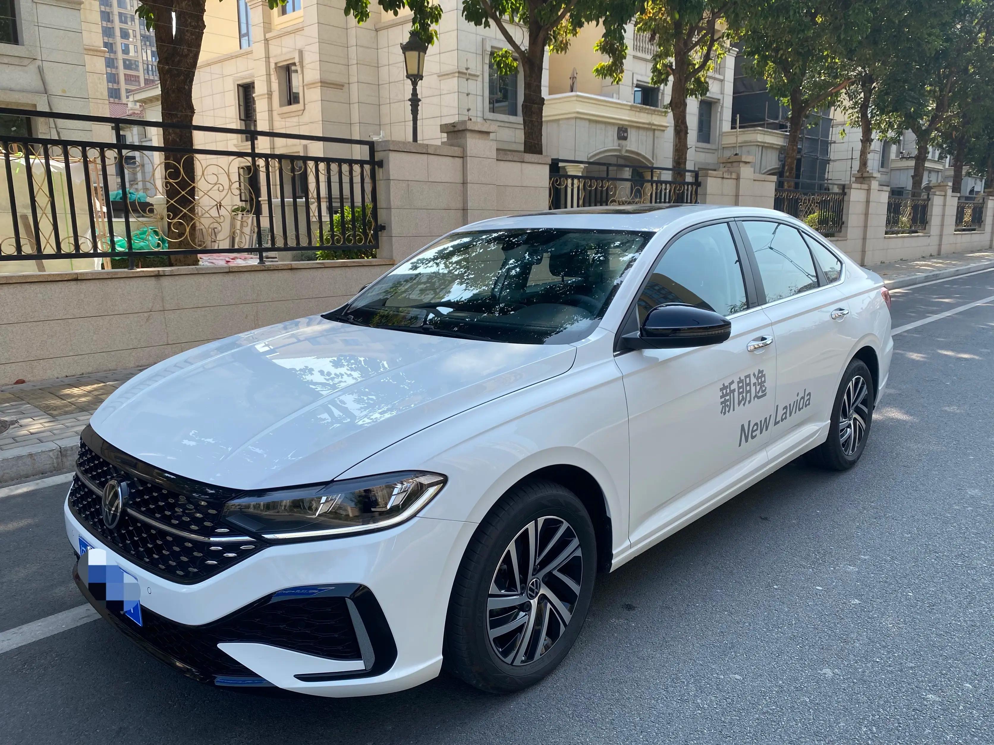 Volkswagen Lavida 2024 г. 2016 км.