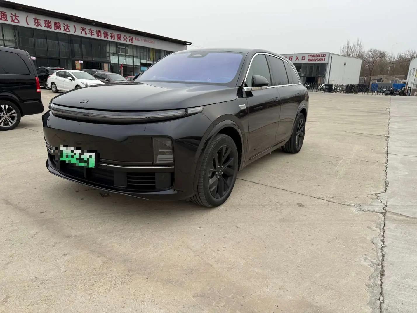 Lixiang L7 2023 г. 75097 км.