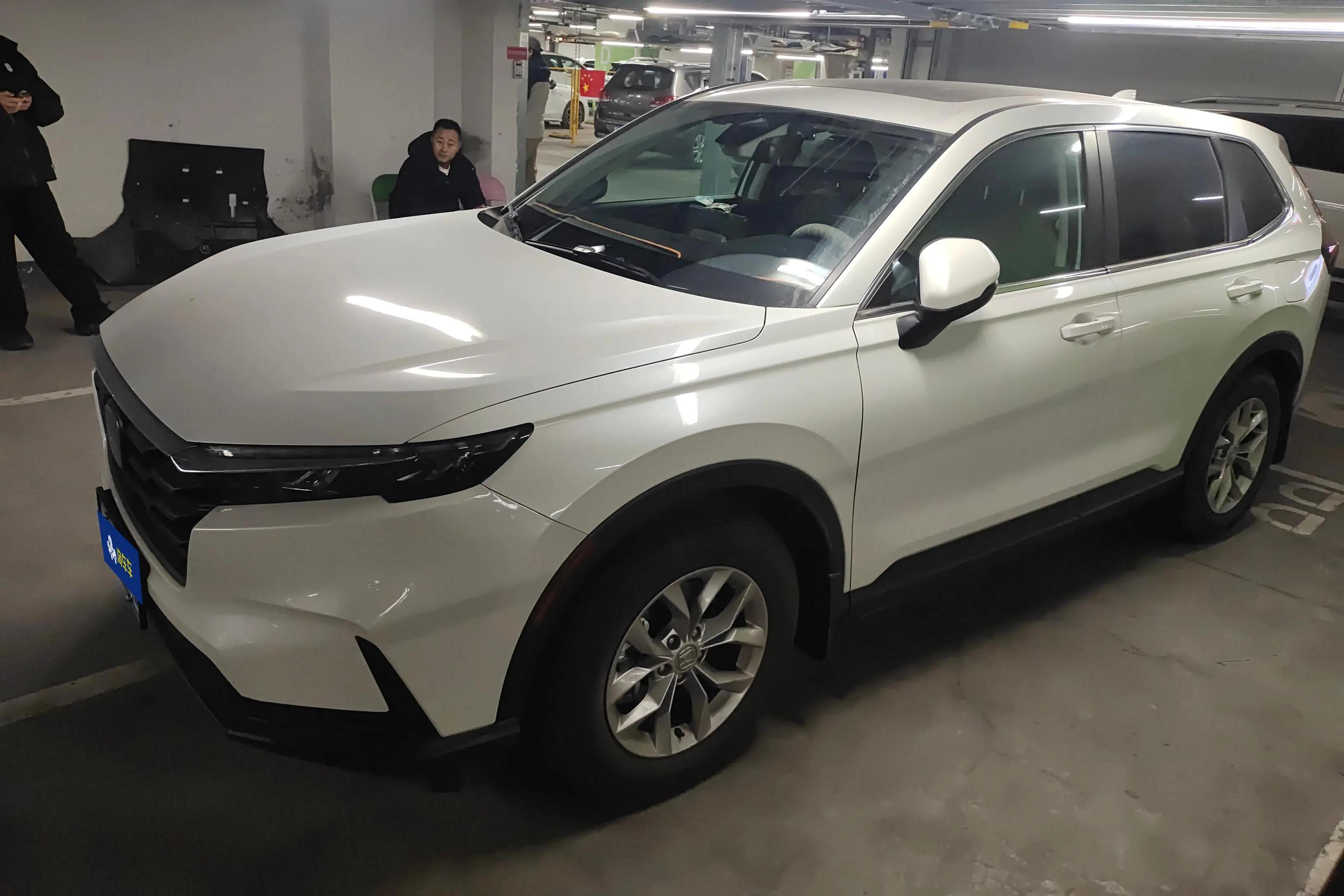 Honda CR-V 2024 г. 35885 км.