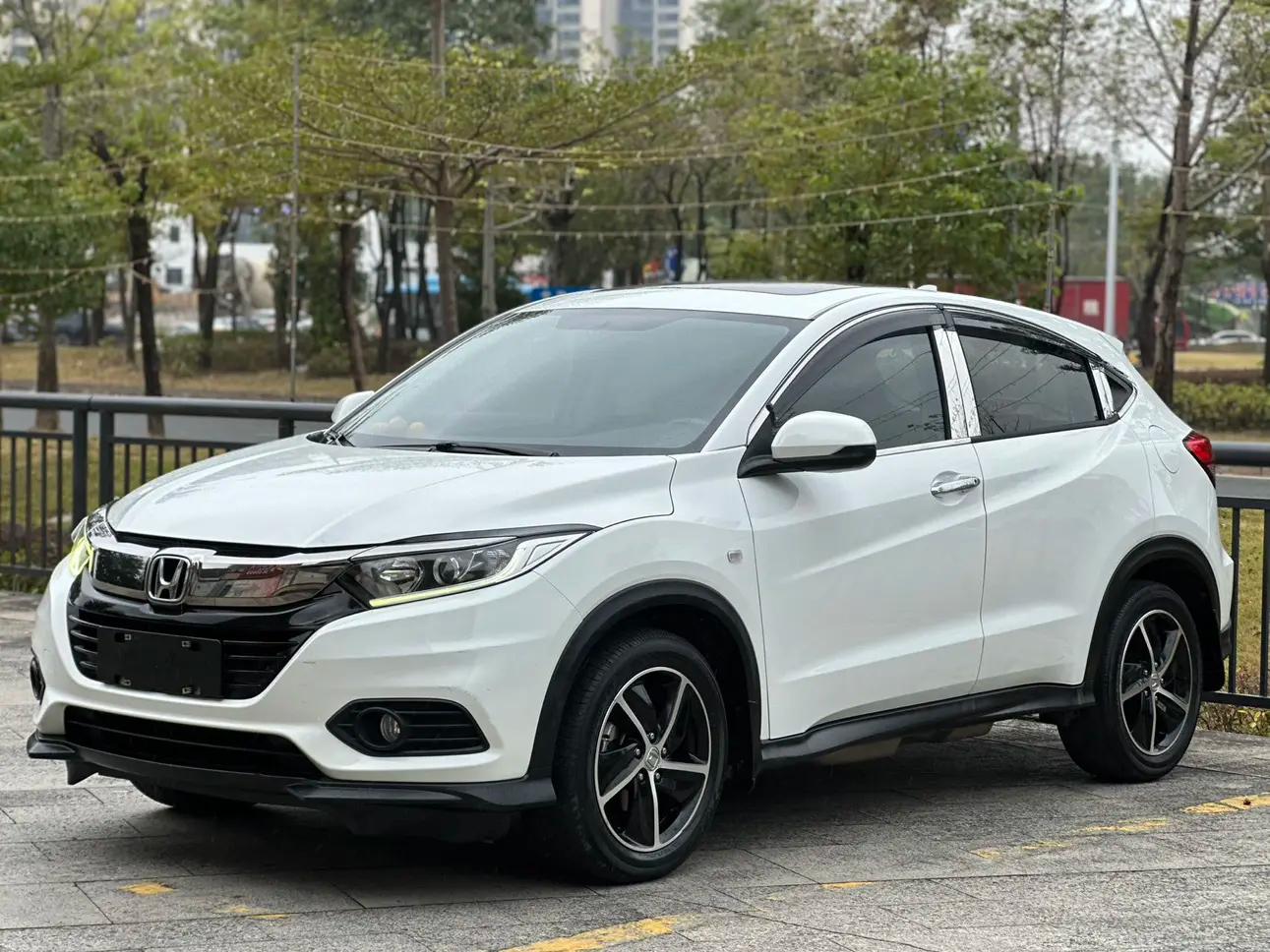 Honda Vezel 2022 г. 37099 км.