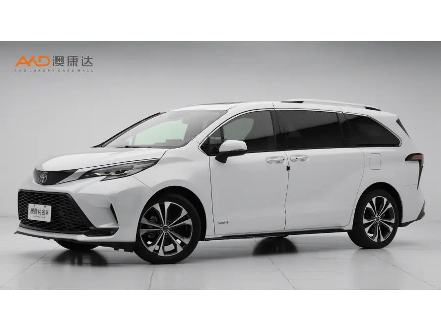 Toyota Granvia 2023 г. 47924 км.