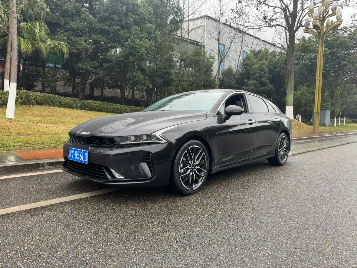 Kia K5 2022 г. 44093 км.