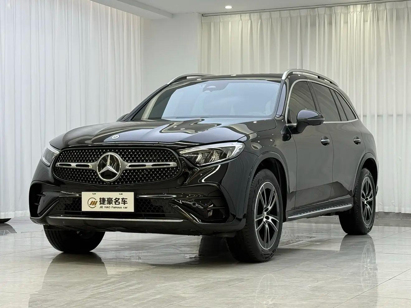 Mercedes-Benz GLC 2025 г. 1908 км.