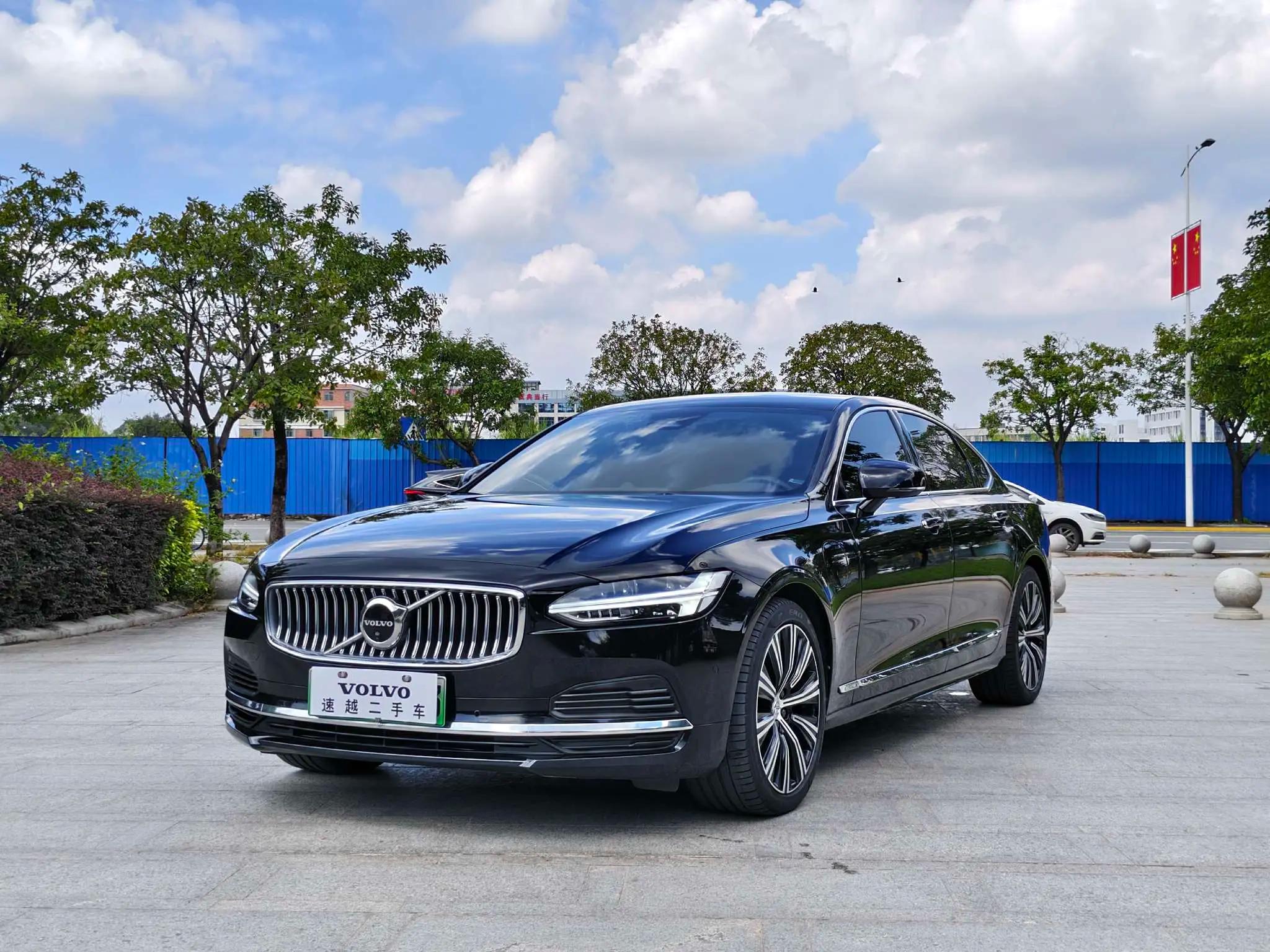 Volvo S90 PHEV 2023 г. 37094 км.