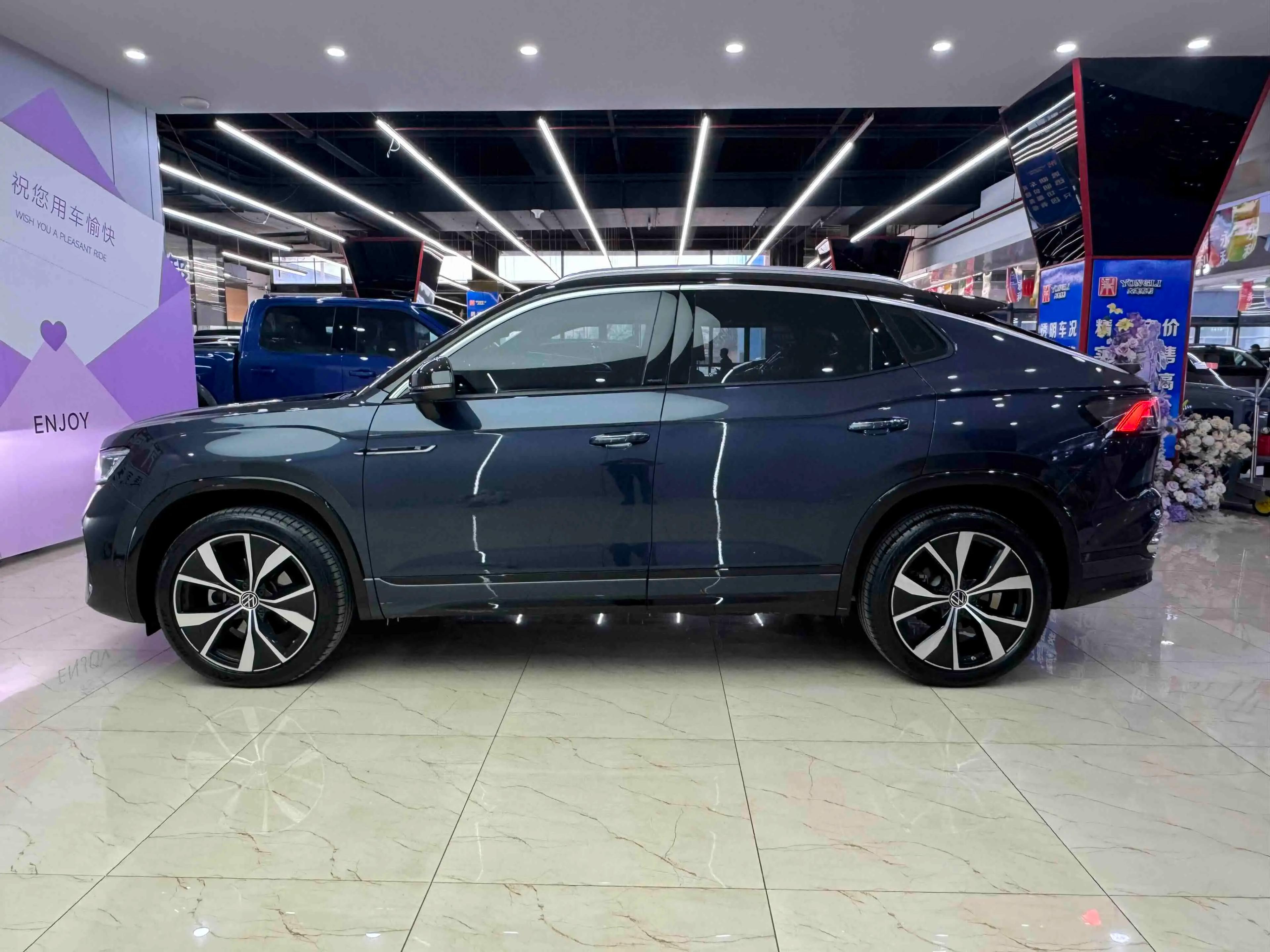 Volkswagen Tayron X 2024 г. 10063 км.