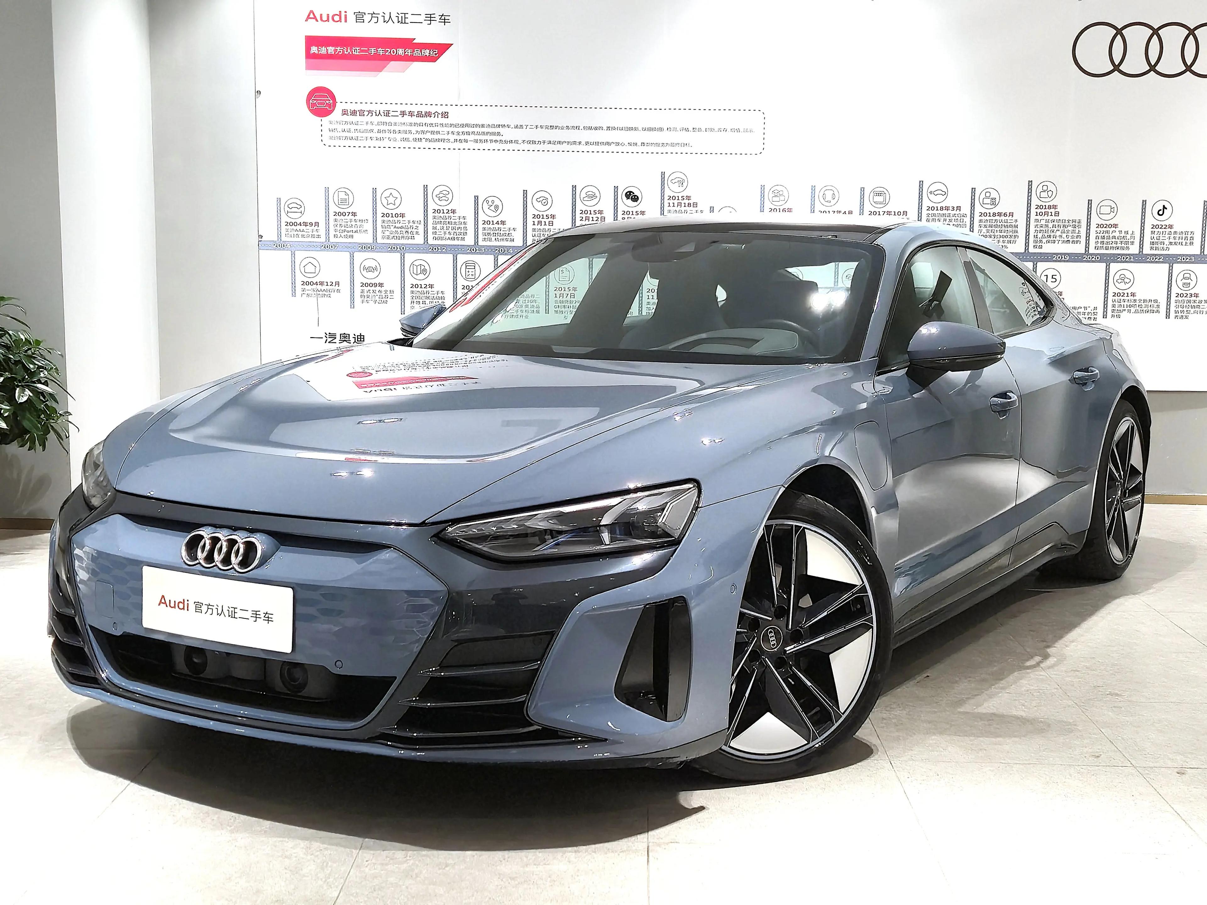 Audi e-tron GT 2024 г. 18024 км.