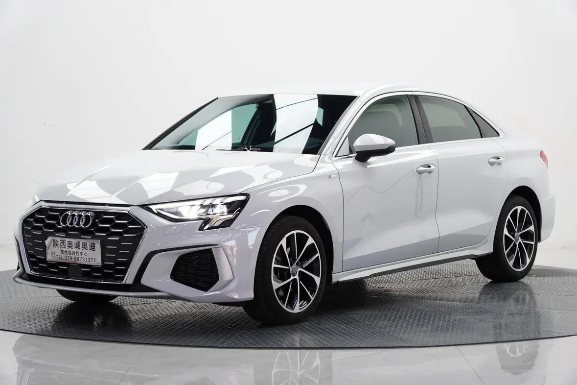 Audi A3 2021 г. 34105 км.