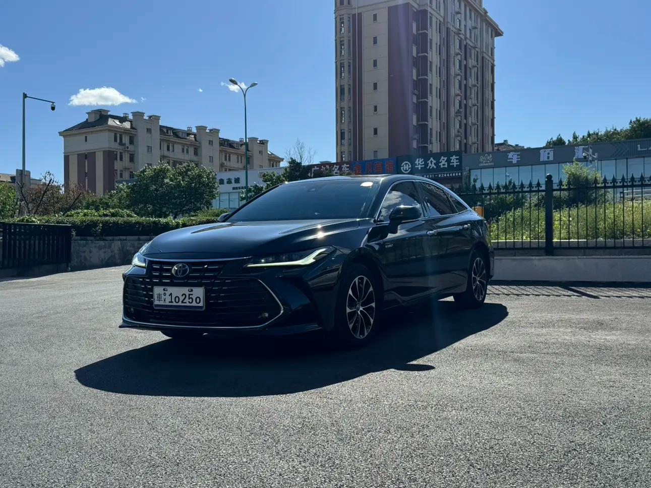Toyota Avalon 2023 г. 50108 км.