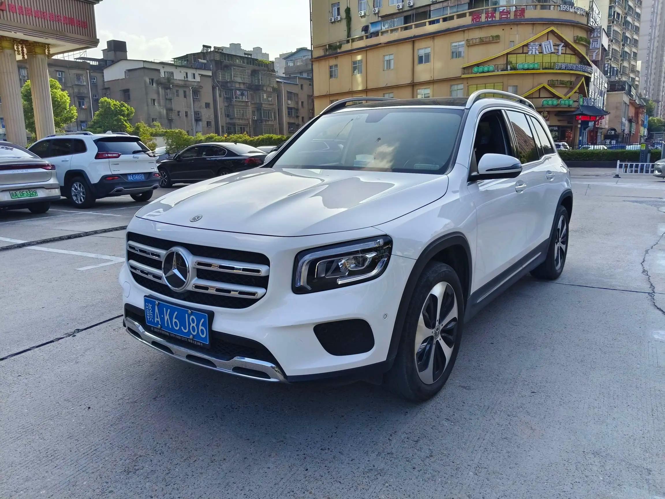 Mercedes-Benz GLB 2022 г. 54092 км.
