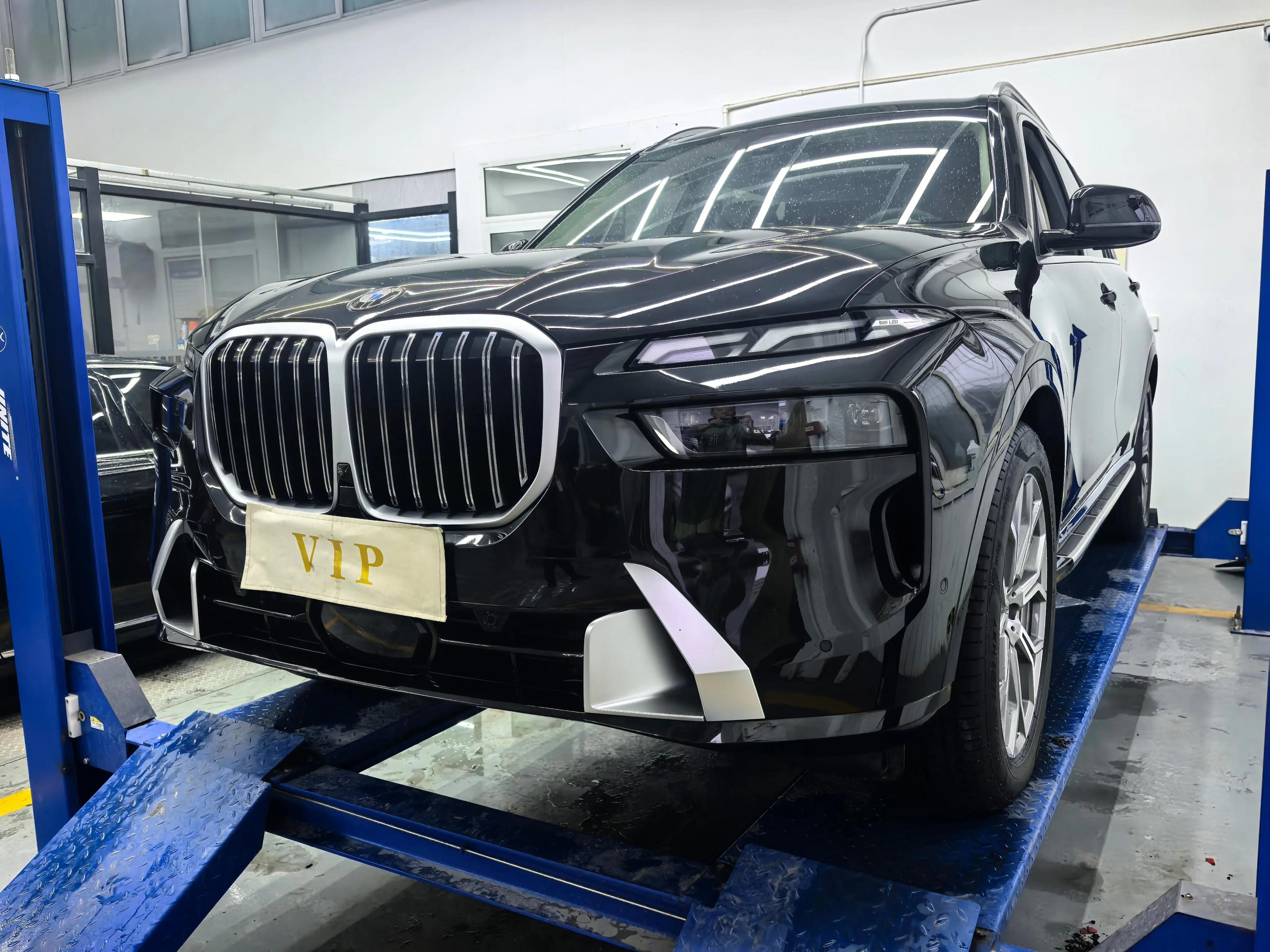 BMW X7 2024 г. 31370 км.