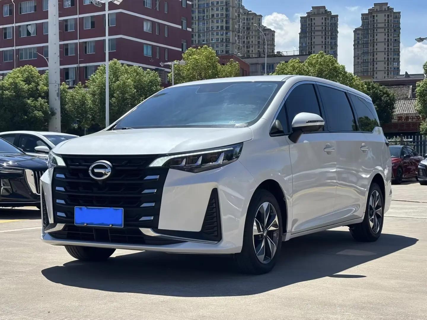 GAC Trumpchi M6 2023 г. 28099 км.