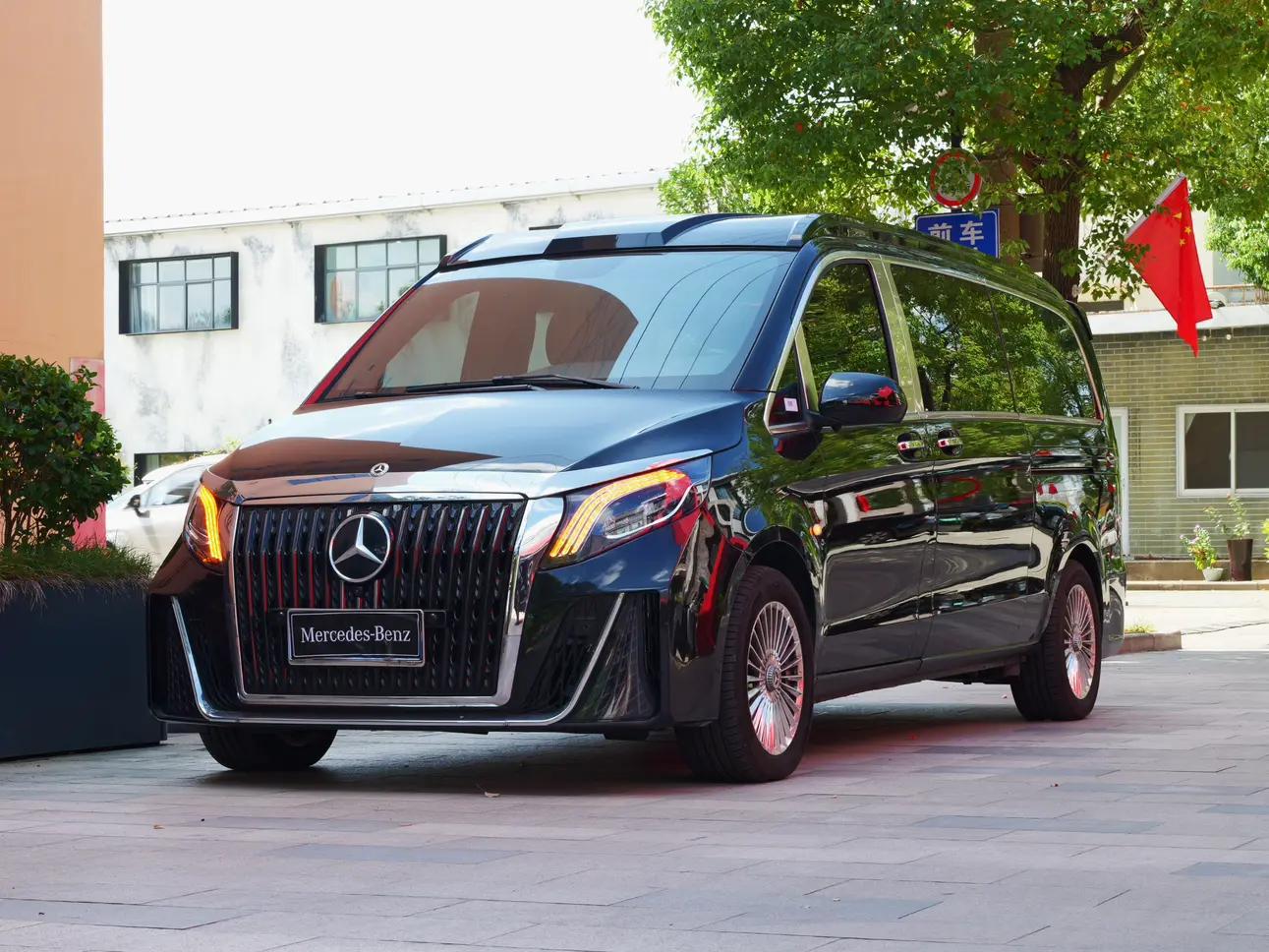 Mercedes-Benz Vito 2024 г. 4044 км.