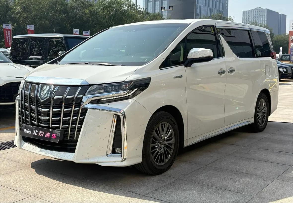 Toyota Alphard 2022 г. 57449 км.