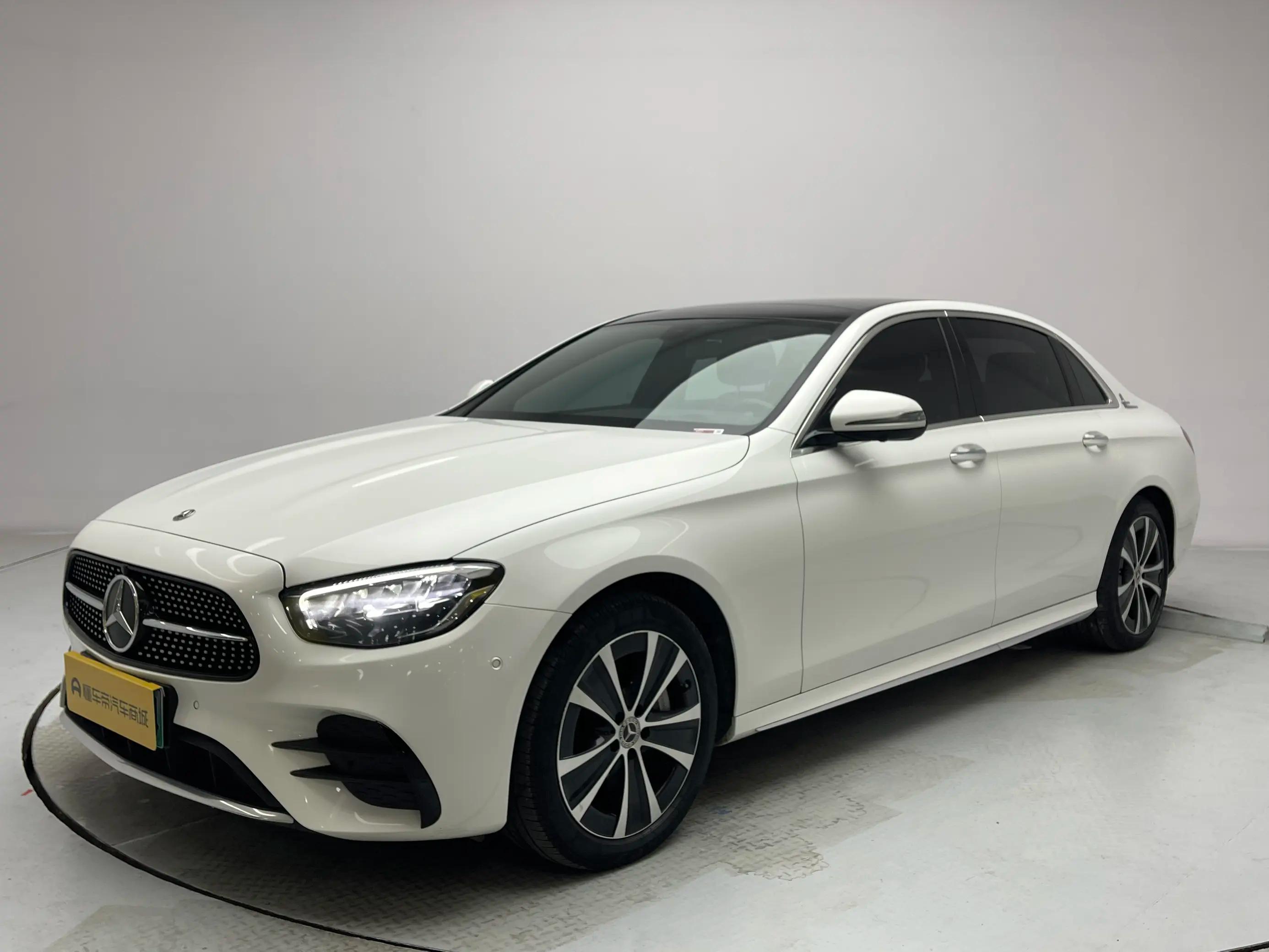 Mercedes-Benz E-Class PHEV 2022 г. 58137 км.
