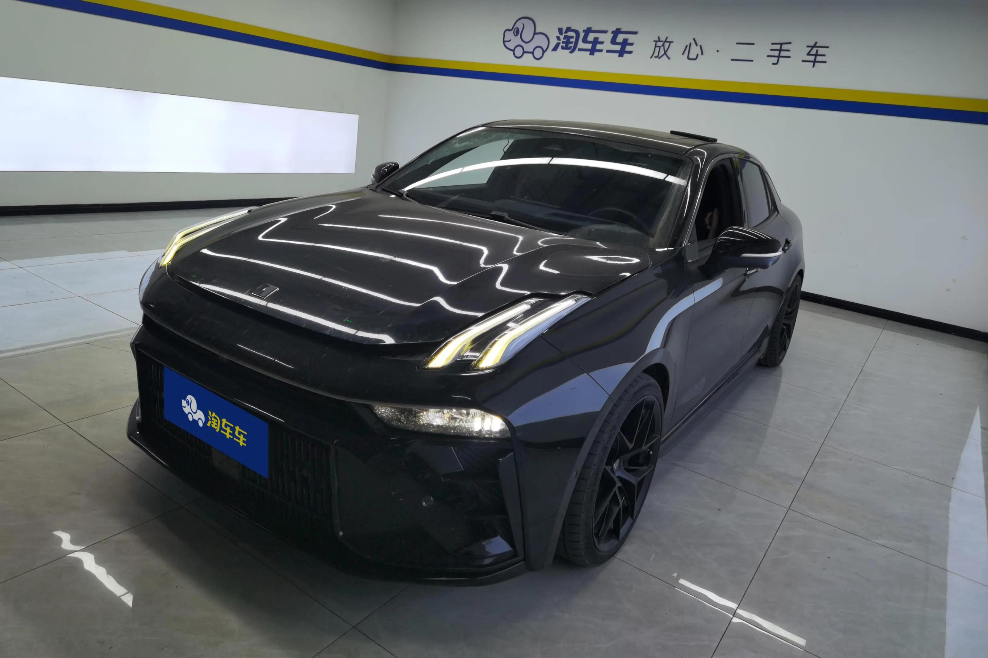 Lynk & Co 03 2022 г. 88840 км.