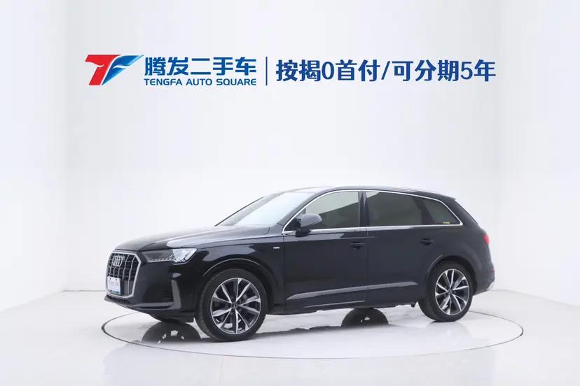 Audi Q7 2022 г. 87040 км.