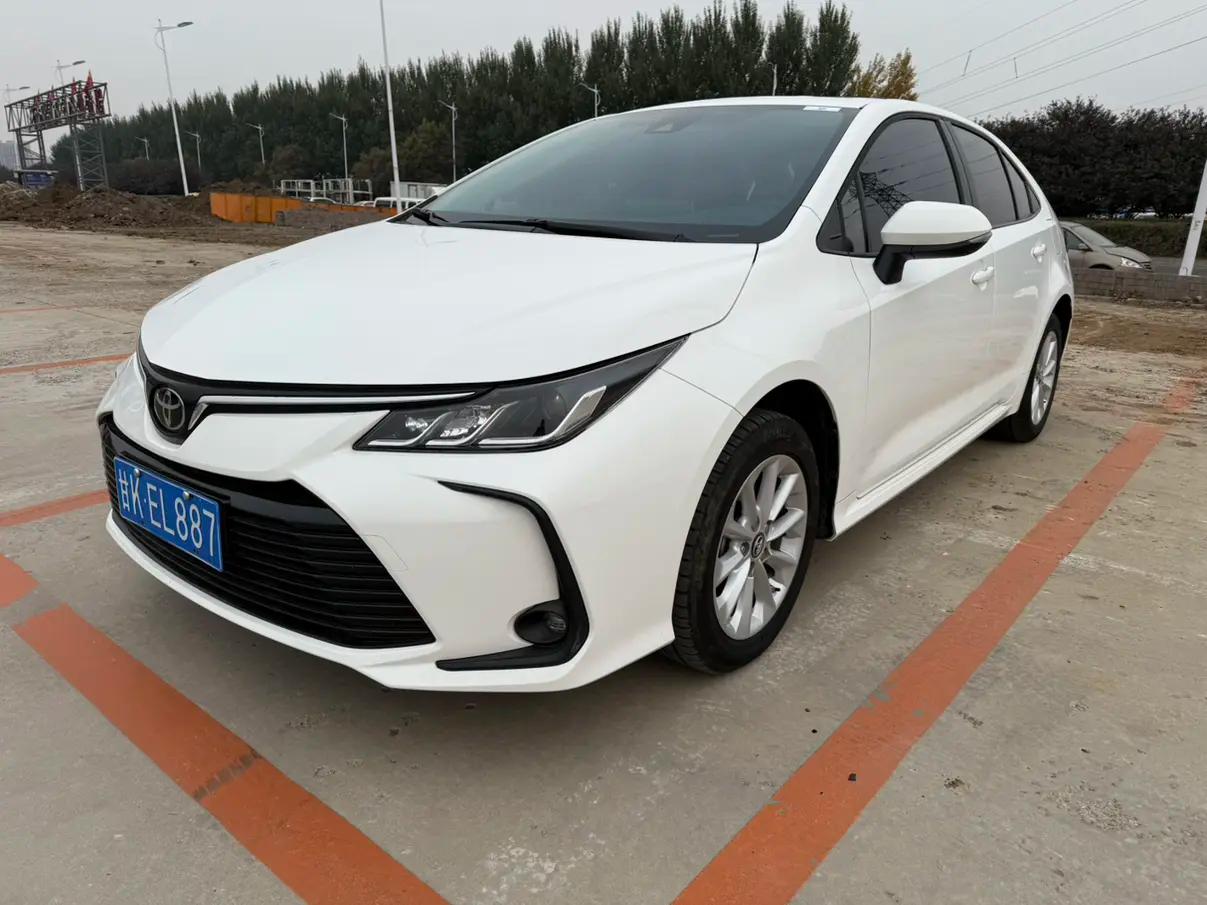 Toyota Corolla 2023 г. 44023 км.