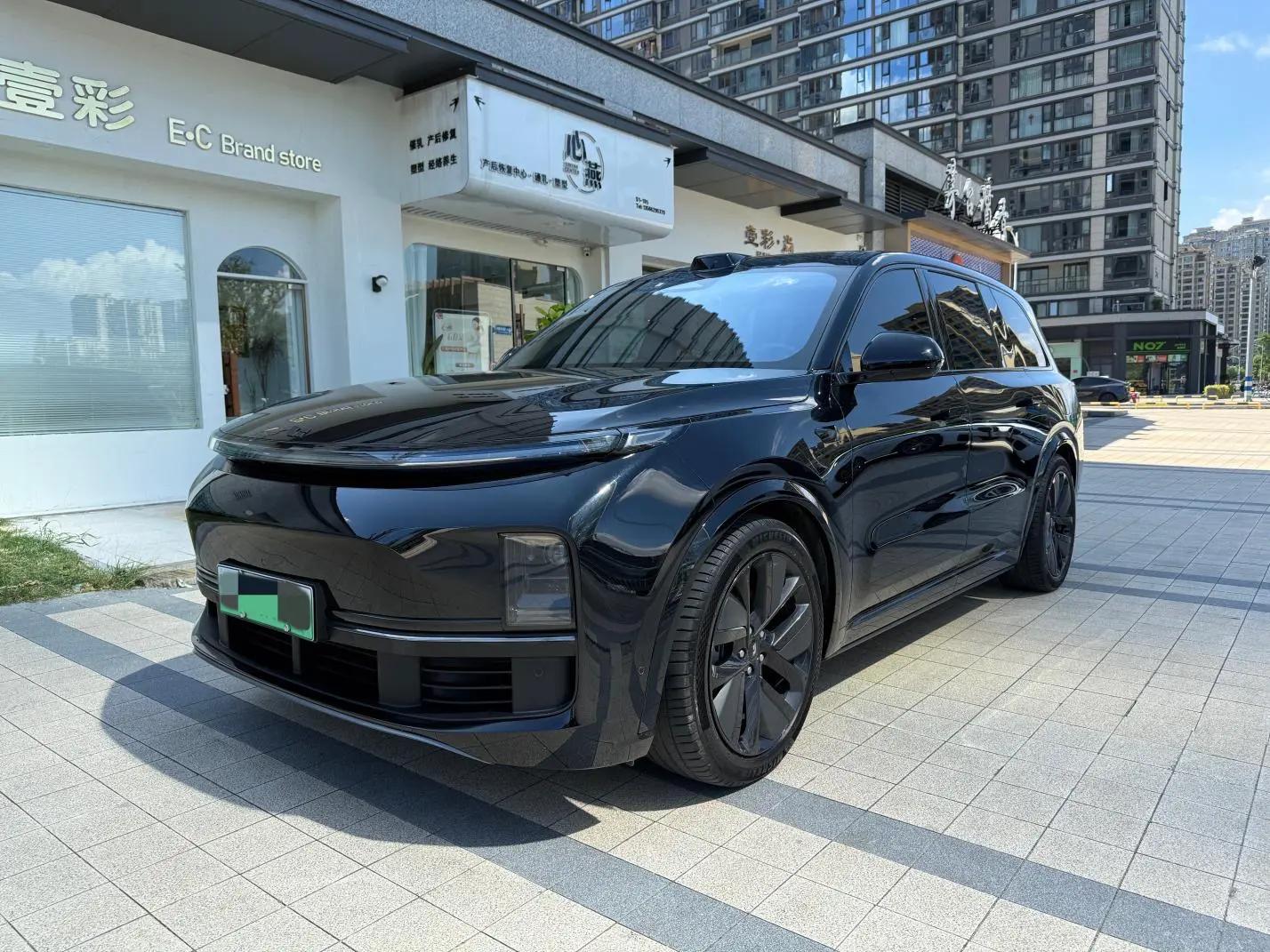 Lixiang L9 2023 г. 59053 км.